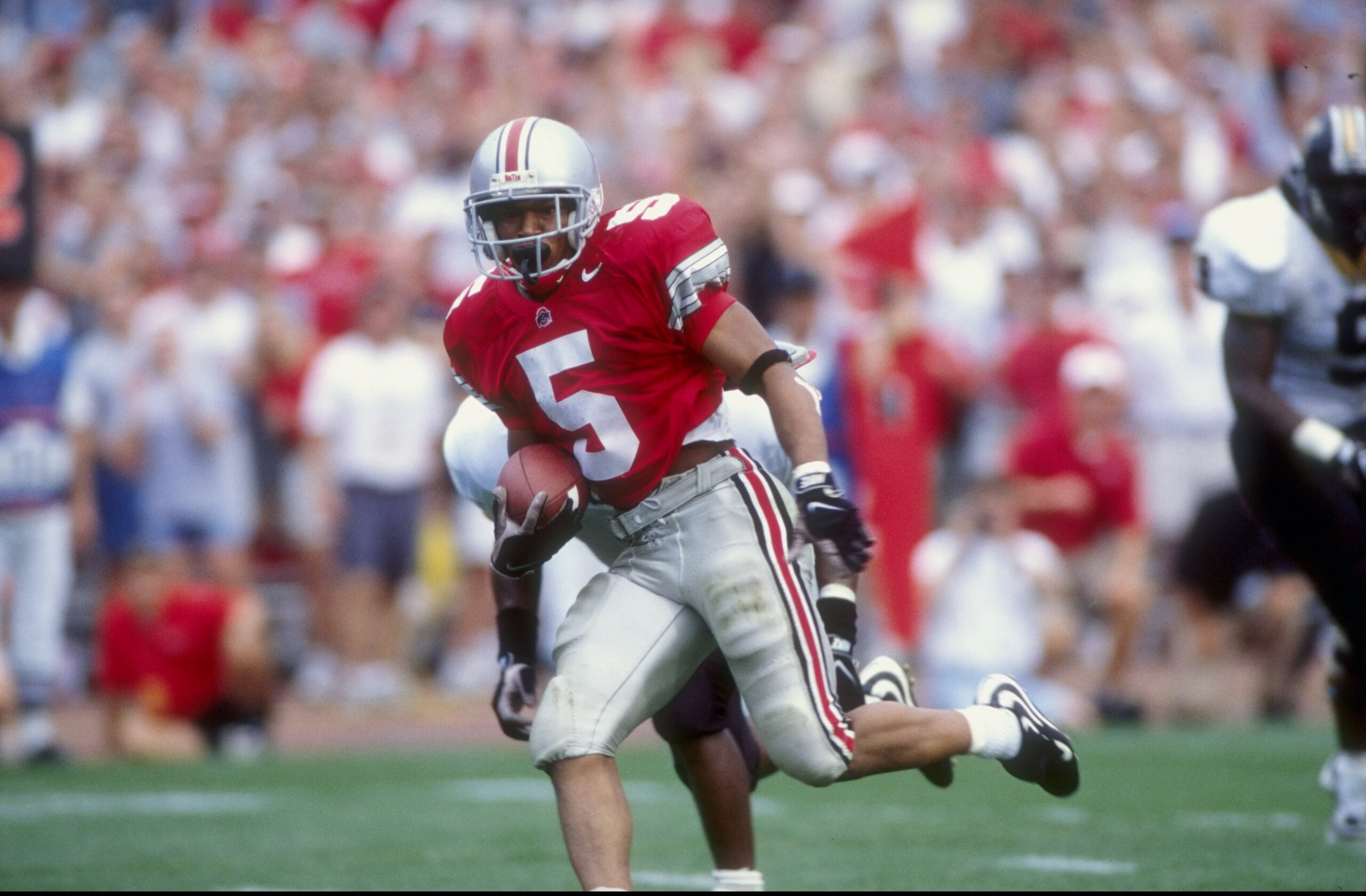 19 Sep 1998:  Tailback Michael Wiley #5 of the Ohio State Buckeyes in action during the game against the Missouri Tigers at the Ohio Stadium in Columbus, Ohio. The Buckeyes defeated the Tigers 35-14. Mandatory Credit: Mark Lyons  /Allsport
