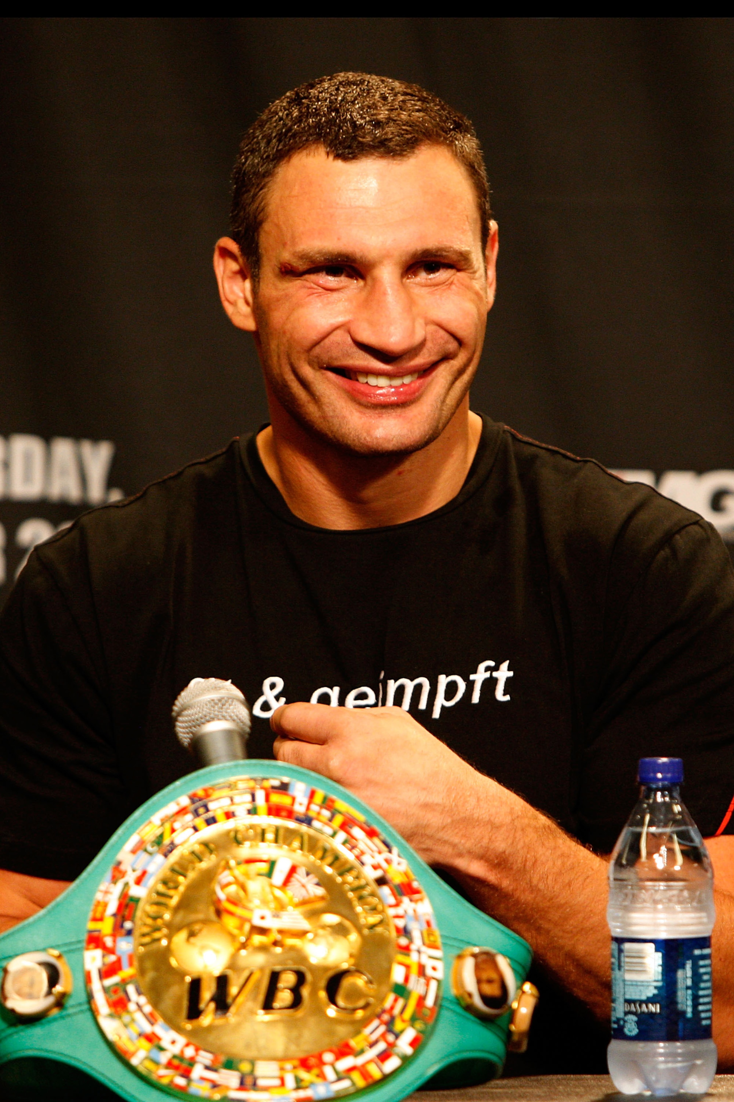 LOS ANGELES, CA - SEPTEMBER 26:  Vitali Klitschko speaks during a press conference after the fight against Chris Arreola at the Staple Center on September 26, 2009 in Los Angeles, California.  (Photo by Jacob de Golish/Getty Images)