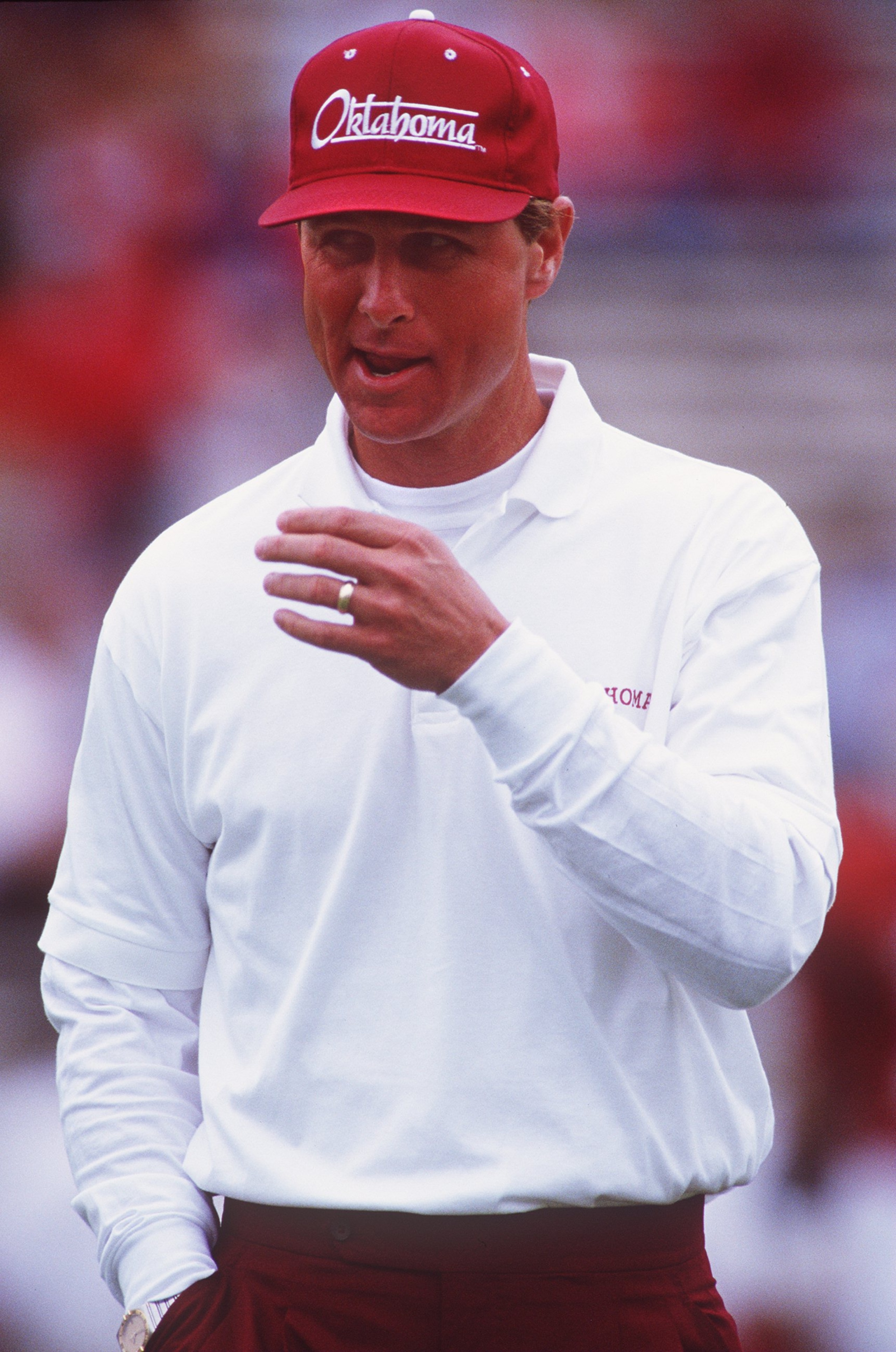 19 SEP 1992:  GARY GIBBS, HEAD COACH OF OKLAHOMA DURING THE 20-10 WIN OVER USC AT LEWIS FIELD IN NORMAN, OKLAHOMA. Mandatory Credit: Joe Patronite/ALLSPORT
