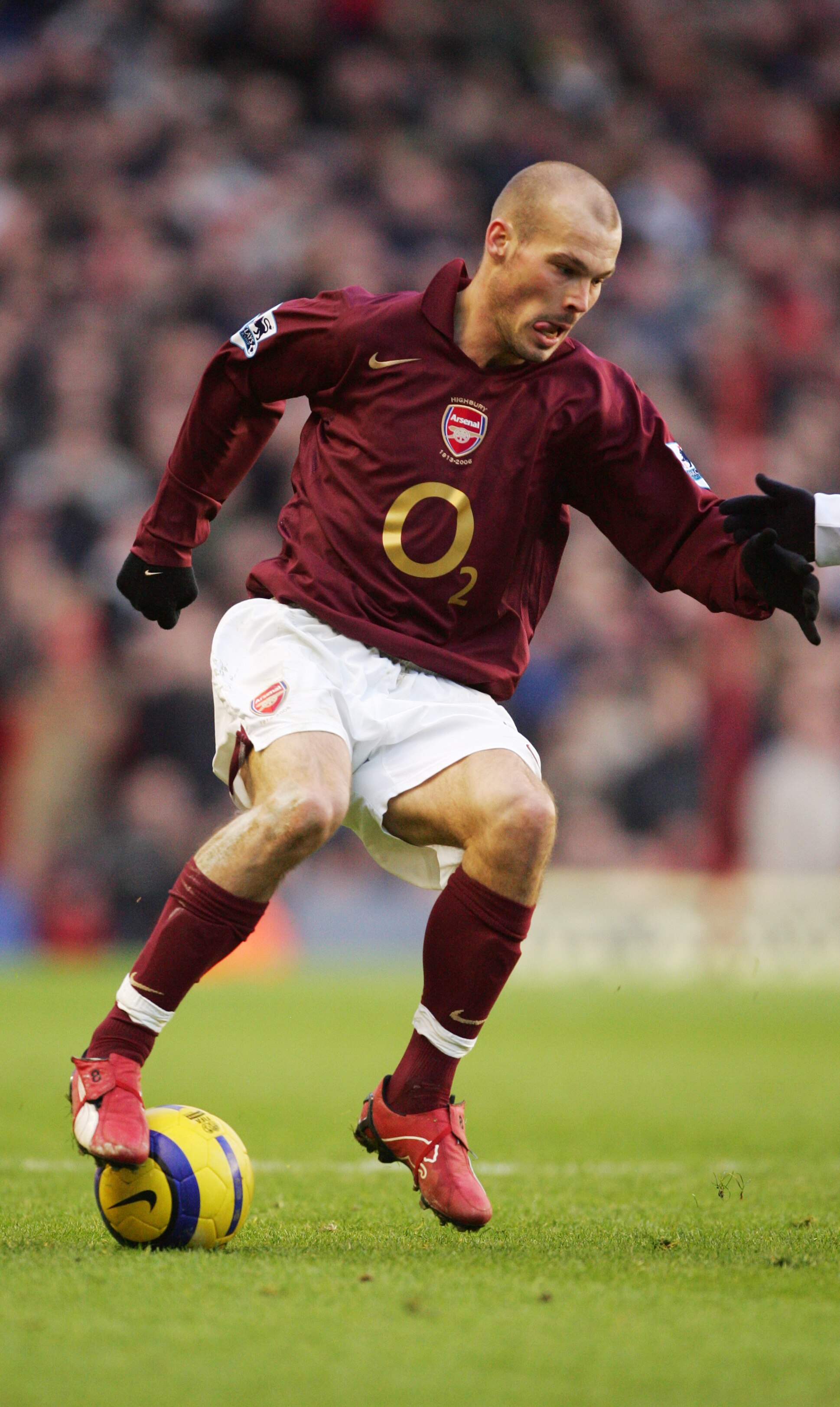 LONDON - FEBRUARY 11:  Freddie Ljungberg of Arsenal during the Barclays Premiership match between Arsenal and Bolton Wanderers at Highbury on February 11, 2006 in London, England. (Photo by Mike Hewitt/Getty Images)
