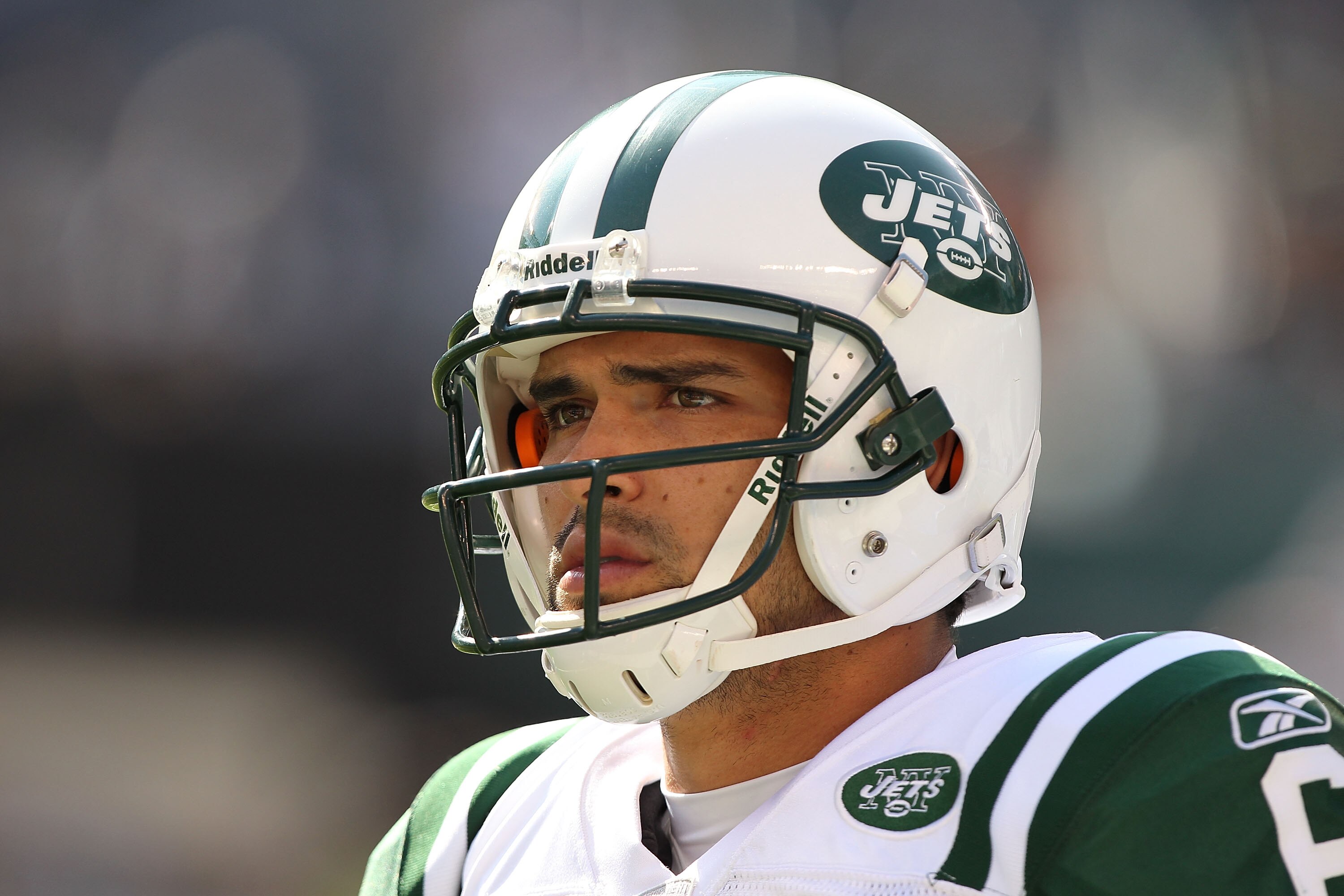EAST RUTHERFORD, NJ - SEPTEMBER 19: Mark Sanchez #6 of the New York Jets looks on during warmups prior to the game against the New England Patriots on September 19, 2010 at the New Meadowlands Stadium in East Rutherford, New Jersey. (Photo by Al Bello/ EAST RUTHERFORD, NJ - SEPTEMBER 19: Mark Sanchez #6 of the New York Jets looks on during warmups prior to the game against the New England Patriots on September 19, 2010 at the New Meadowlands Stadium in East Rutherford, New Jersey. (Photo by Al Bello/