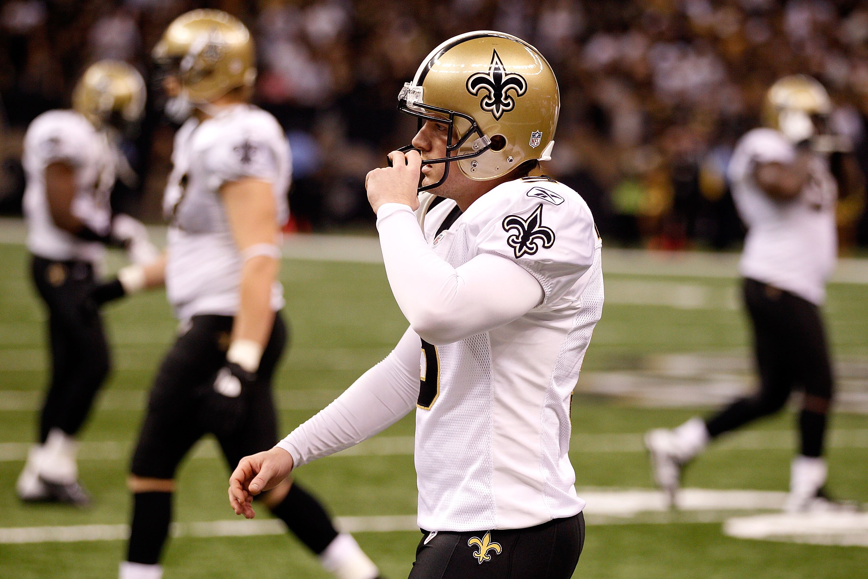 NEW ORLEANS - SEPTEMBER 26: Garrett Hartley #5 of the New Orleans Saints reacts to missing a field goal in overtime against the Atlanta Falcons at the Louisiana Superdome on September 26, 2010 in New Orleans, Louisiana. The Falcons defeated the Saints 27 NEW ORLEANS - SEPTEMBER 26: Garrett Hartley #5 of the New Orleans Saints reacts to missing a field goal in overtime against the Atlanta Falcons at the Louisiana Superdome on September 26, 2010 in New Orleans, Louisiana. The Falcons defeated the Saints 27