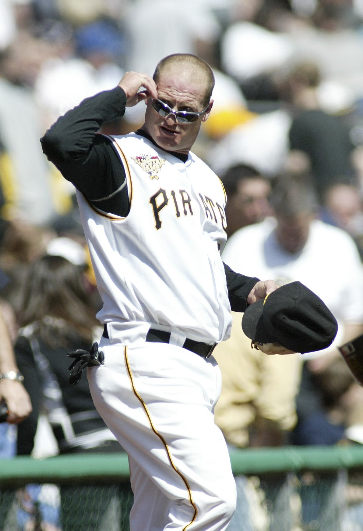 PITTSBURGH, PA- APRIL 10: Jeremy Burnitz #3 of the Pittsburgh Pirates walks onto the field against the Los Angeles Dodgers  on April 10, 2006 at PNC Park in Pittsburgh, Pennsylvania. (Photo by Rick Stewart/Getty Images)