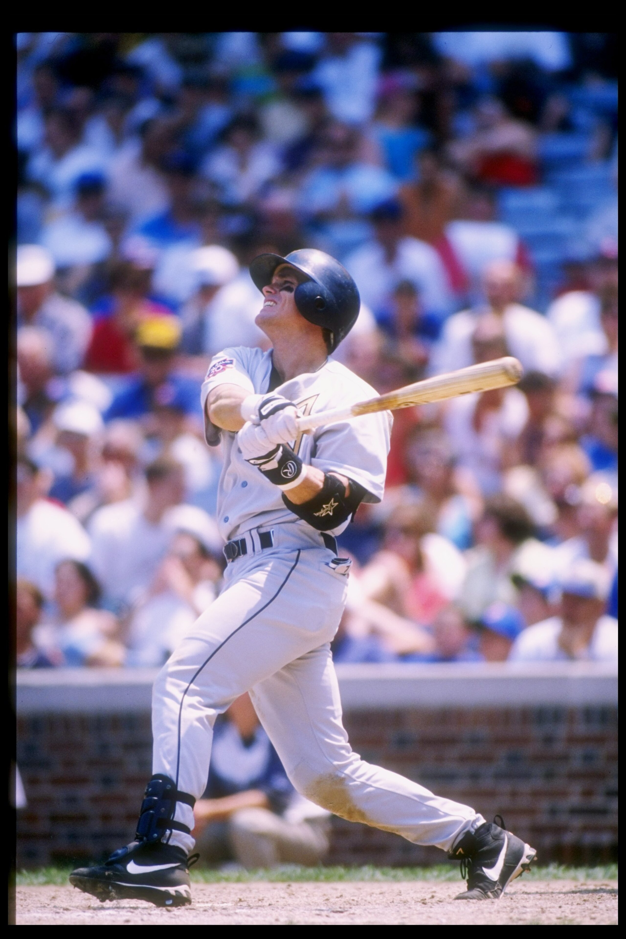 28 Jun 1997:  Second baseman Craig Biggio of the Houston Astros in action at the plate during a game against the Chicago Cubs at Wrigley Field in Chicago, Illinois.  The Cubs won the game 5-2. Mandatory Credit: Jonathan Daniel  /Allsport