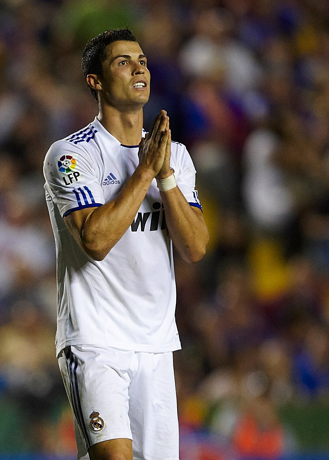 VALENCIA, SPAIN - SEPTEMBER 25:  Cristiano Ronaldo of Real Madrid reacts during the La Liga match between Levante UD and Real Madrid at Ciutat de Valencia on September 25, 2010 in Valencia, Spain.  (Photo by Manuel Queimadelos Alonso/Getty Images)