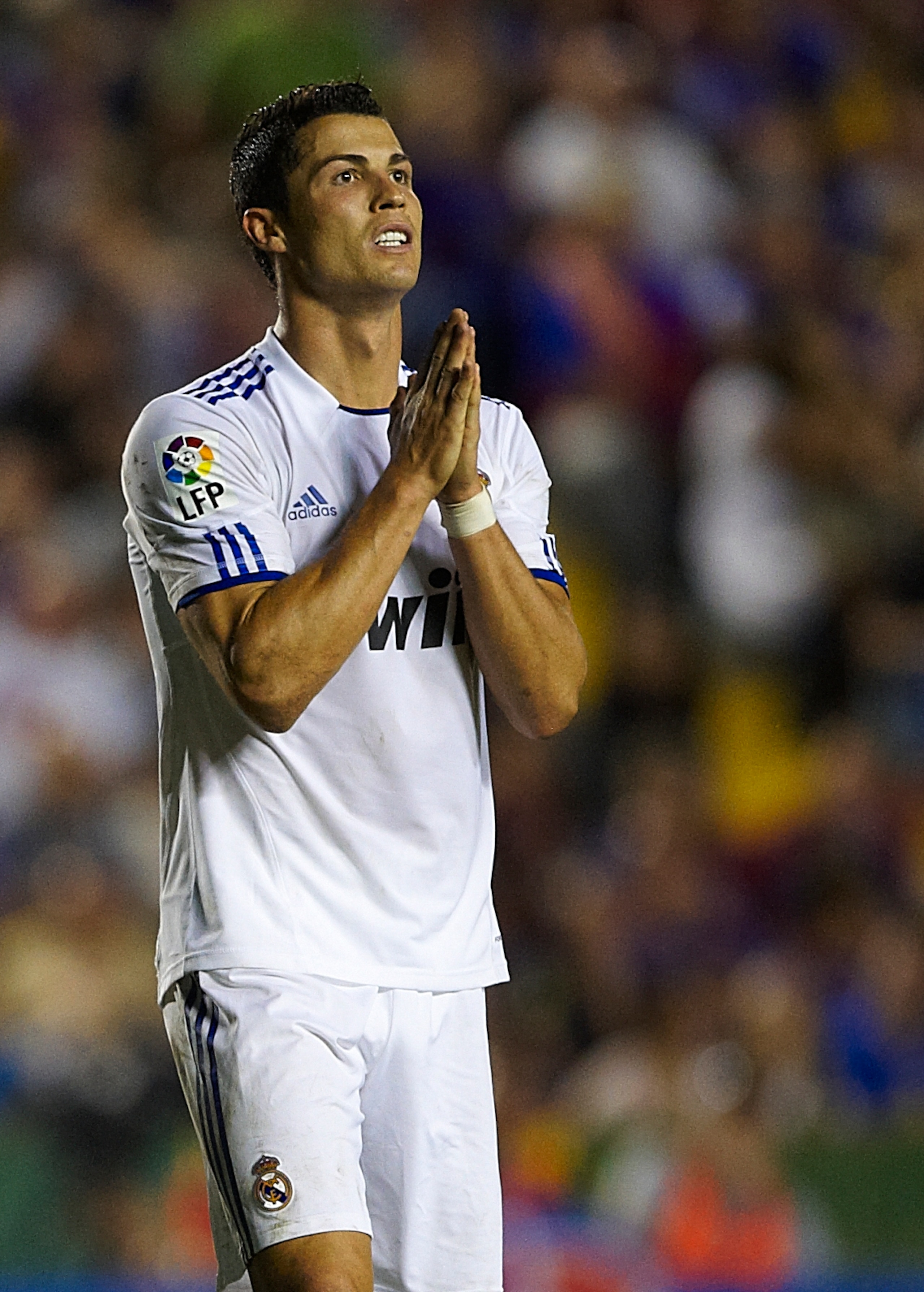 VALENCIA, SPAIN - SEPTEMBER 25:  Cristiano Ronaldo of Real Madrid reacts during the La Liga match between Levante UD and Real Madrid at Ciutat de Valencia on September 25, 2010 in Valencia, Spain.  (Photo by Manuel Queimadelos Alonso/Getty Images)