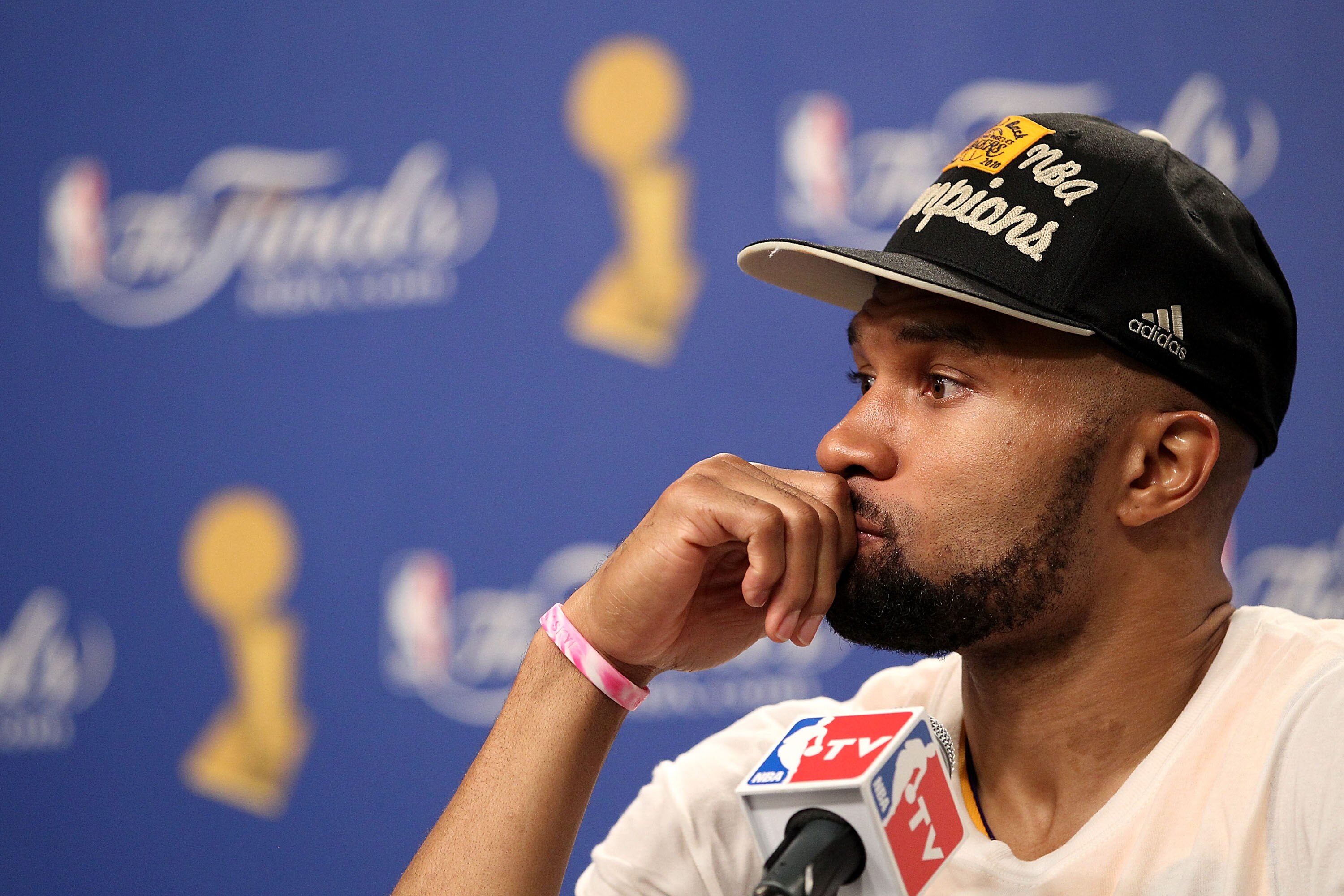 LOS ANGELES, CA - JUNE 17: Derek Fisher #2 of the Los Angeles Lakers speaks during the post game news conference as he celebrates after the Lakers defeated the Boston Celtics 83-79 in Game Seven of the 2010 NBA Finals at Staples Center on June 17, 2010 i LOS ANGELES, CA - JUNE 17: Derek Fisher #2 of the Los Angeles Lakers speaks during the post game news conference as he celebrates after the Lakers defeated the Boston Celtics 83-79 in Game Seven of the 2010 NBA Finals at Staples Center on June 17, 2010 i