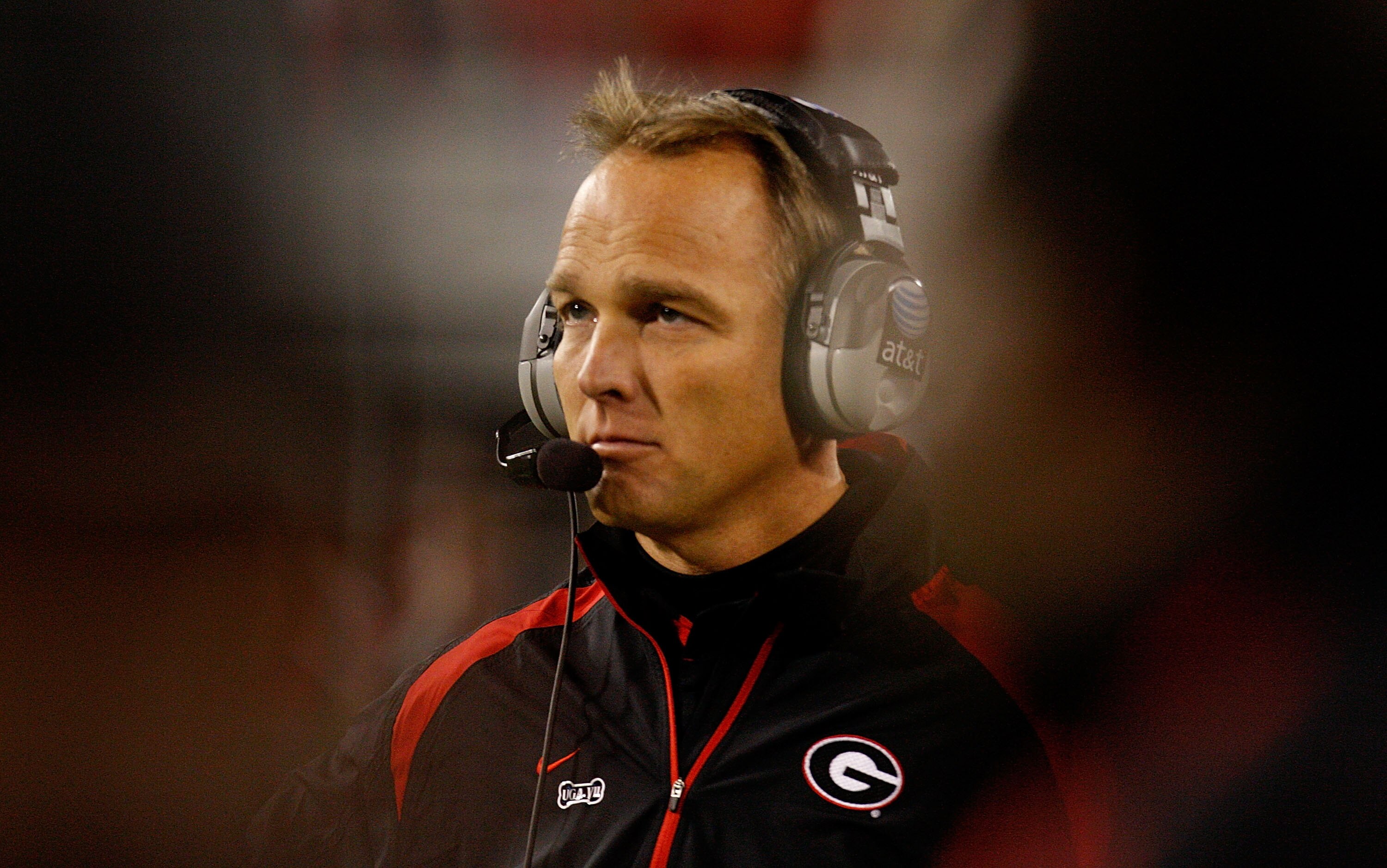 ATHENS, GA - NOVEMBER 21:  Head coach Mark Richt of the Georgia Bulldogs looks on from the sidelines during the game against the Kentucky Wildcats at Sanford Stadium on November 21, 2009 in Athens, Georgia.  (Photo by Kevin C. Cox/Getty Images)