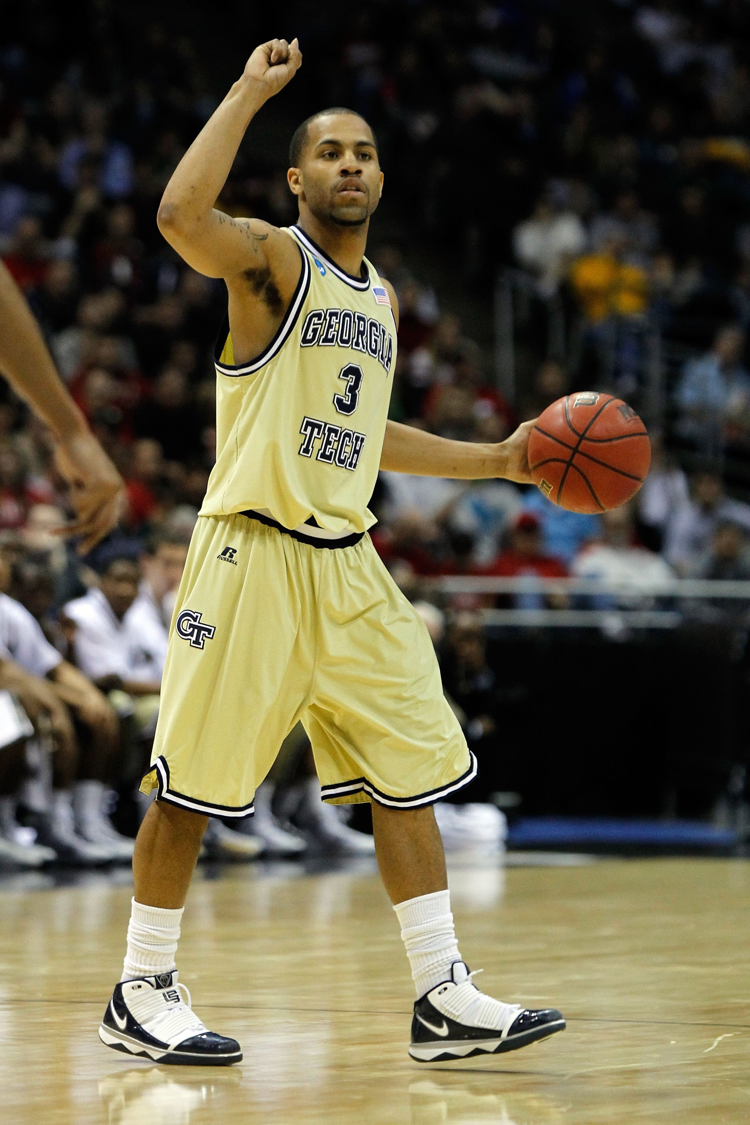 MILWAUKEE - MARCH 21:  Maurice Miller #3 of the Georgia Tech Yellow Jackets moves the ball against the Ohio State Buckeyes during the second round of the 2010 NCAA men's basketball tournament at the Bradley Center on March 21, 2010 in Milwaukee, Wisconsin