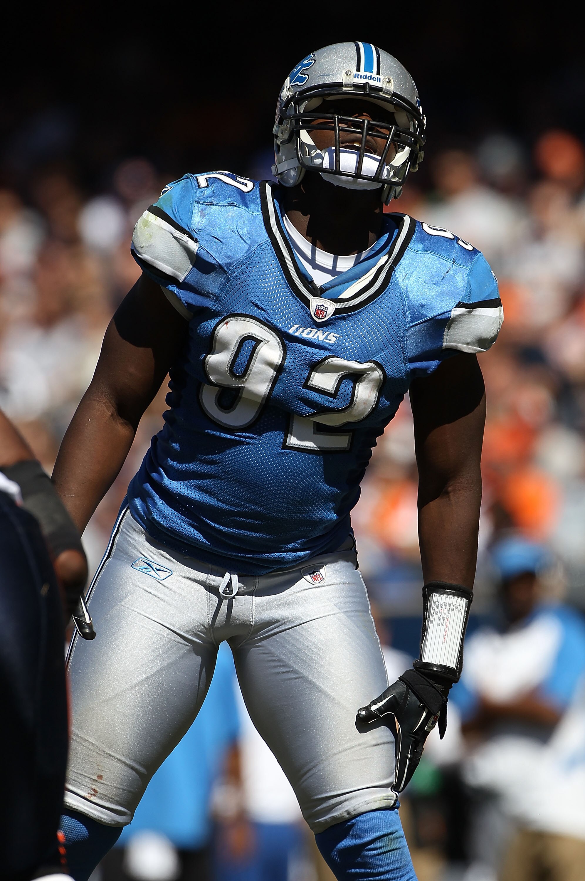 CHICAGO - SEPTEMBER 12: Ndamukong Suh #90 of the Detroit Lions awaits the start of play against the Chicago Bears during the NFL season opening game at Soldier Field on September 12, 2010 in Chicago, Illinois. The Bears defeated the Lions 19-14. (Photo by