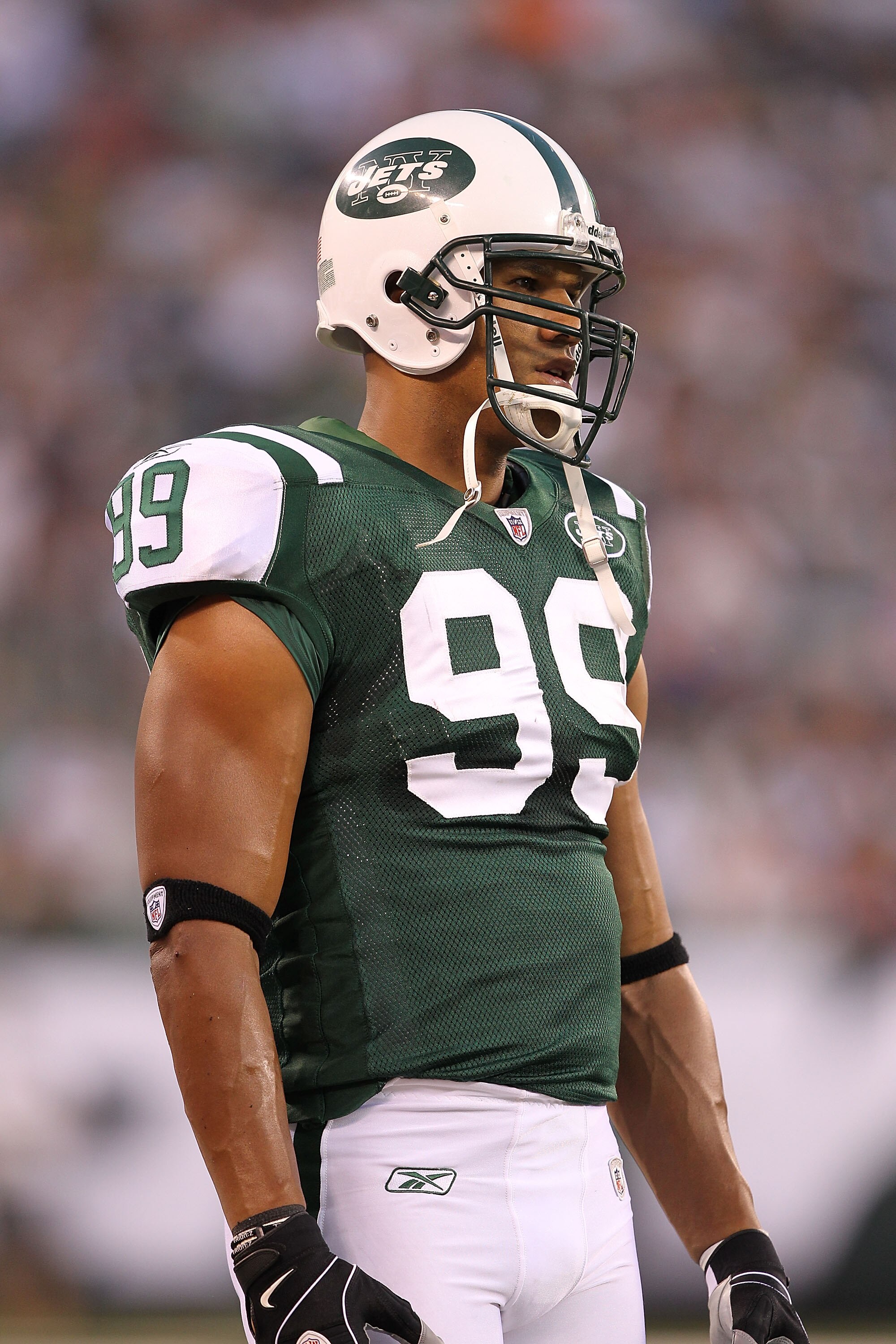 EAST RUTHERFORD, NJ - AUGUST 27:  Jason Taylor #99 of the New York Jets in action against  the Washington Redskins  during their preseason game on August 27, 2010 at the New Meadowlands Stadium  in East Rutherford, New Jersey.  (Photo by Al Bello/Getty Im