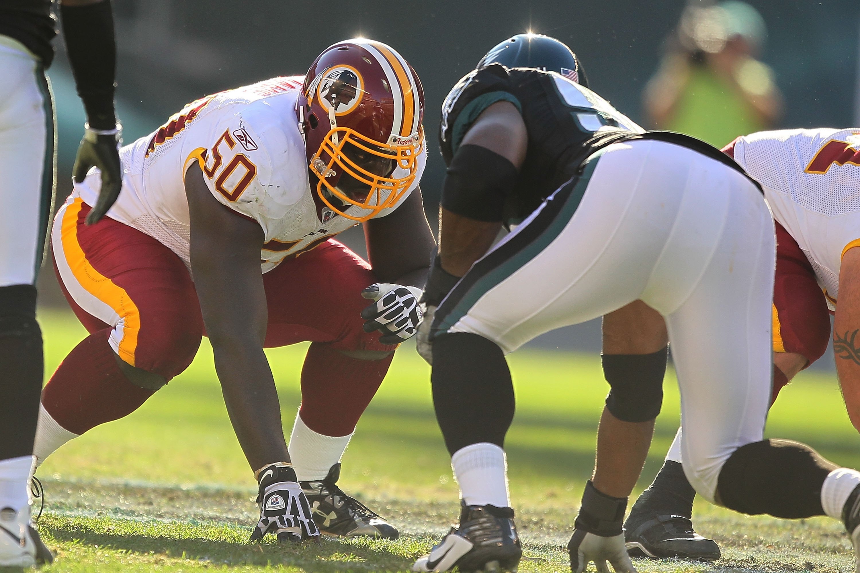PHILADELPHIA - NOVEMBER 29:  Edwin Williams #50 of the Washington Redskins in action against  the Philadelphia Eagles chases during their game at Lincoln Financial Field on November 29, 2009 in Philadelphia, Pennsylvania.  (Photo by Al Bello/Getty Images)
