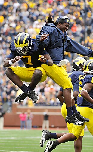 Gee, Do You Think Michigan Has Much Athleticism at QB? -Detnews.com