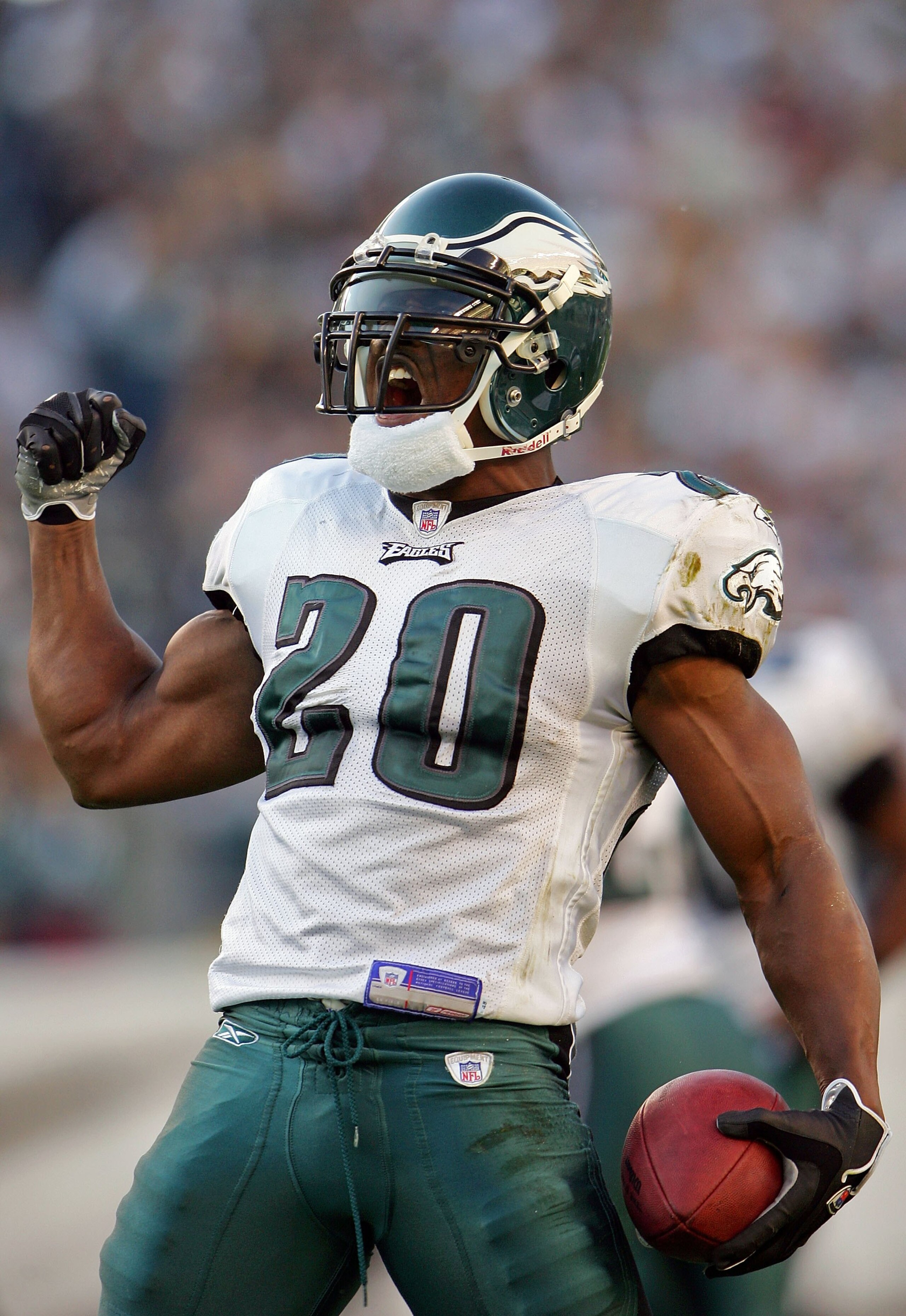 PHILADELPHIA - OCTOBER 08:  Brian Dawkins #20 of the Philadelphia Eagles celebrates his interception in the first quarter against the Dallas Cowboys at Lincoln Financial Field on October 8, 2006 in Philadelphia, Pennsylvania.  (Photo by Chris McGrath/Gett
