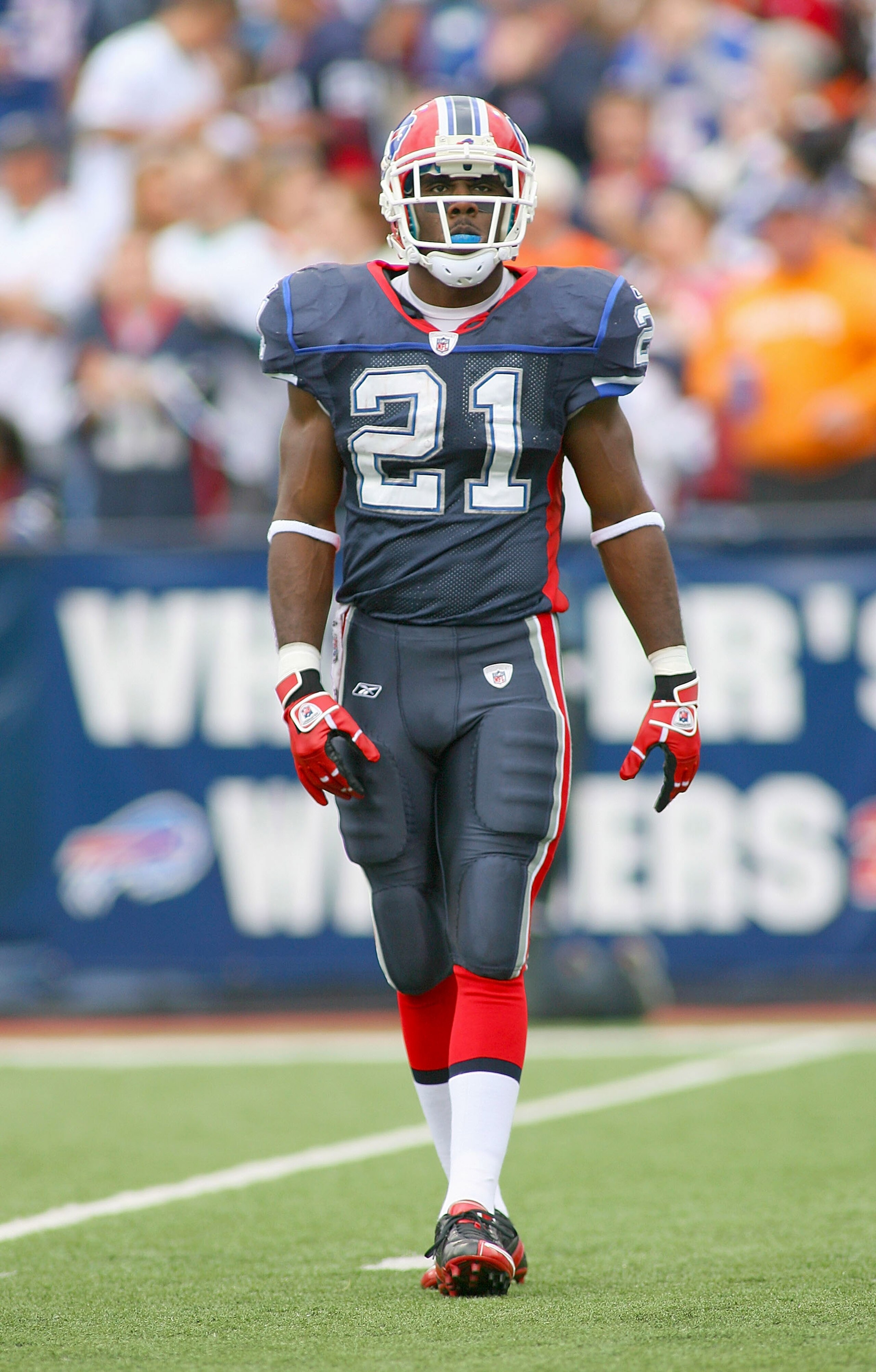 ORCHARD PARK, NY - SEPTEMBER 12: CJ Spiller #21 of the Buffalo Bills awaits a kickoff against the Miami Dolphins during the NFL season opener at Ralph Wilson Stadium on September 12, 2010 in Orchard Park, New York. The Dolphins won 15-10. (Photo by Rick S ORCHARD PARK, NY - SEPTEMBER 12: CJ Spiller #21 of the Buffalo Bills awaits a kickoff against the Miami Dolphins during the NFL season opener at Ralph Wilson Stadium on September 12, 2010 in Orchard Park, New York. The Dolphins won 15-10. (Photo by Rick S