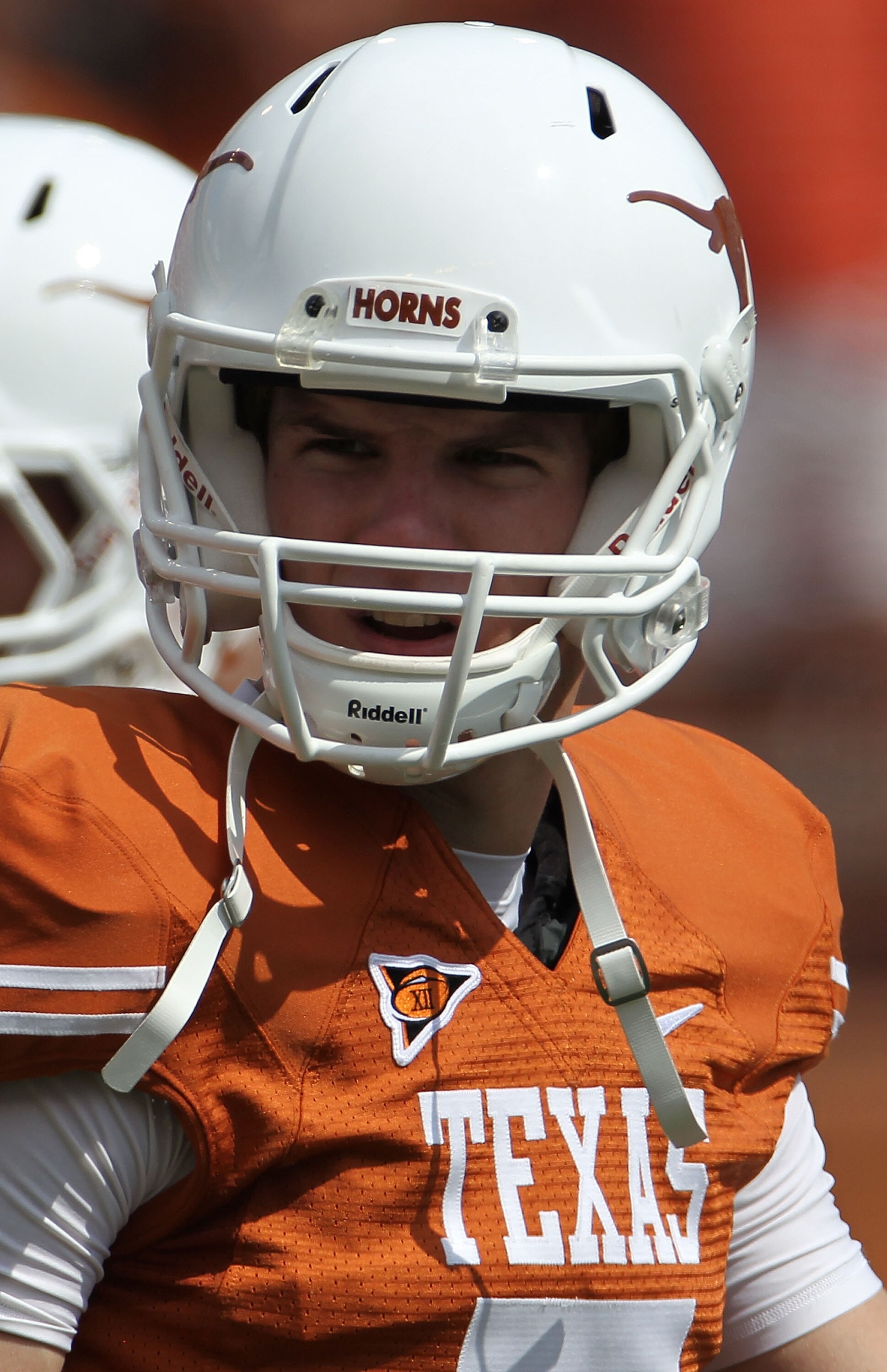 AUSTIN, TX - SEPTEMBER 25:  Quarterback Garrett Gilbert #7 of the Texas Longhorns at Darrell K Royal-Texas Memorial Stadium on September 25, 2010 in Austin, Texas.  (Photo by Ronald Martinez/Getty Images)
