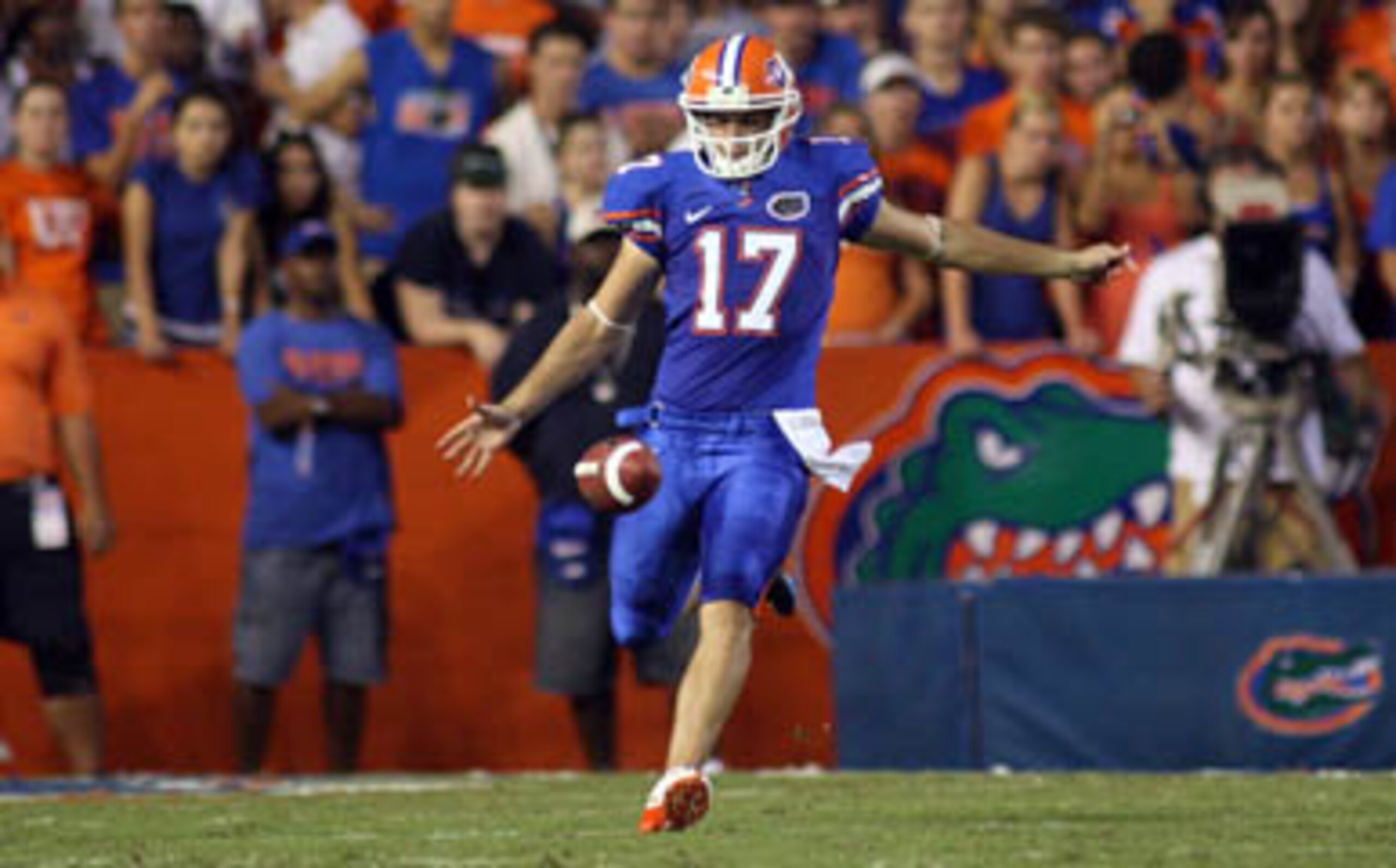 Chas Henry is a valuable weapon for field position for Urban Meyer and the gators
