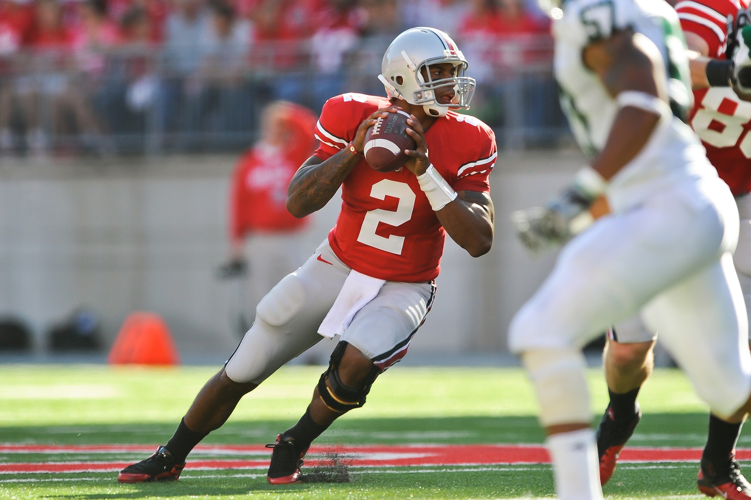 COLUMBUS, OH - SEPTEMBER 25:  Terrelle Pryor #2 of the Ohio State Buckeyes drops back to pass against the Eastern Michigan Eagles at Ohio Stadium on September 25, 2010 in Columbus, Ohio.  Ohio State won 73-20. (Photo by Jamie Sabau/Getty Images)