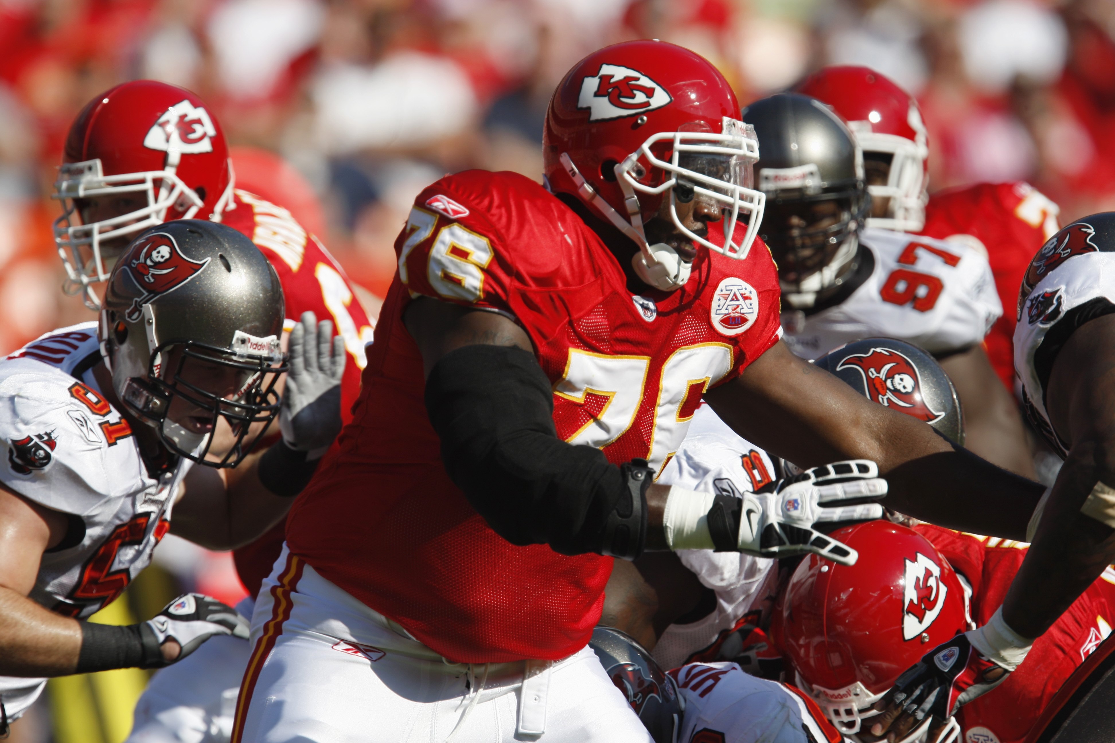 KANSAS CITY, MO - NOVEMBER 02:  Branden Albert #76 of the Kansas City Chiefs blocks gainst the Tampa Bay Buccaneers during their NFL game on November 2, 2008 at Arrowhead Stadium in Kansas City, Missouri.  The Buccaneers won 30 to 27 in overtime. (Photo b