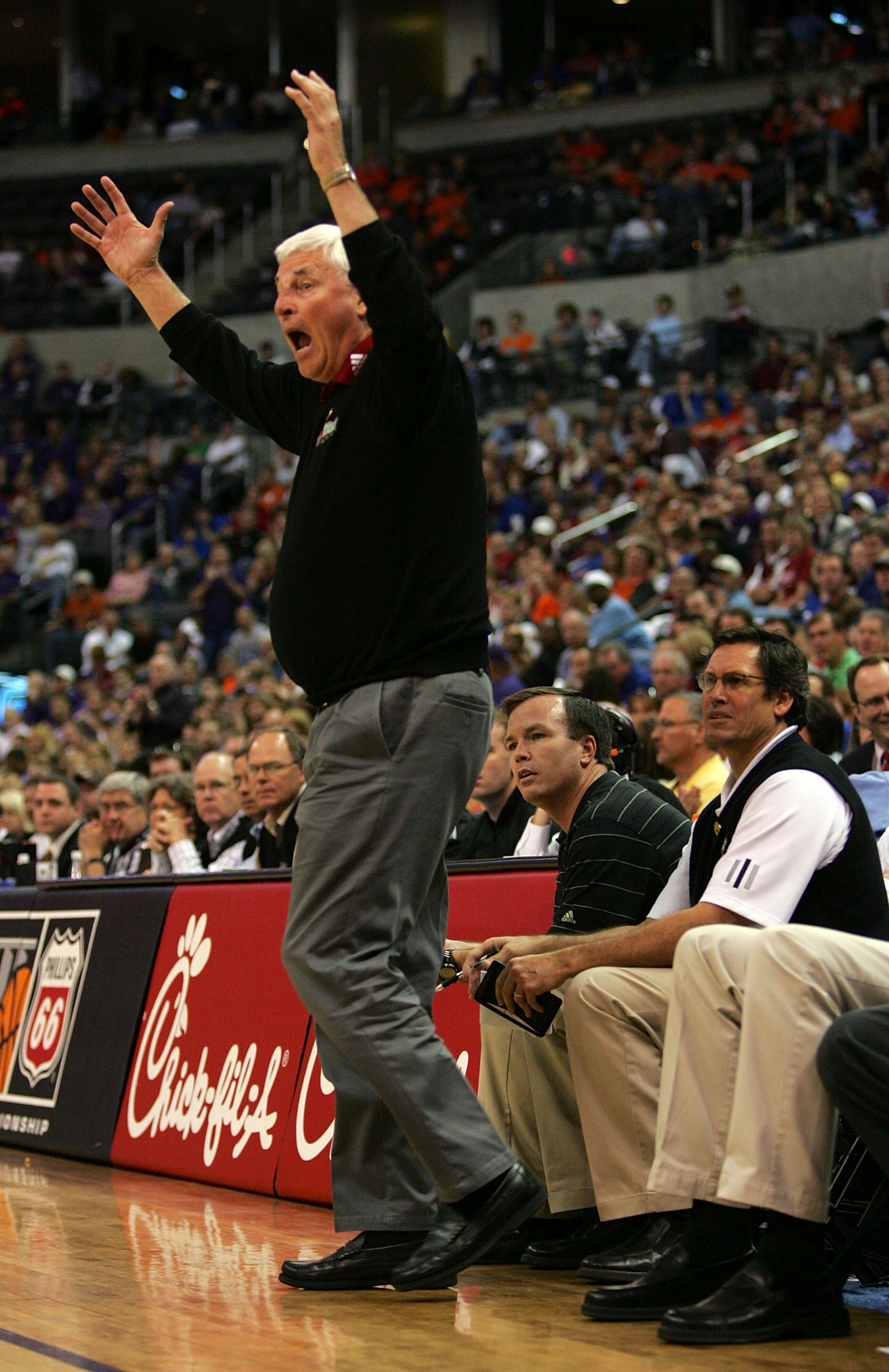 OKLAHOMA CITY - MARCH 09:  Head coach Bob Knight of the Texas Tech Red Raiders yells from the bench during the quarterfinal game of the Phillips 66 Big 12 Men's Basketball Championship against the Kansas State Wildcats on March 9, 2007 at the Ford Center