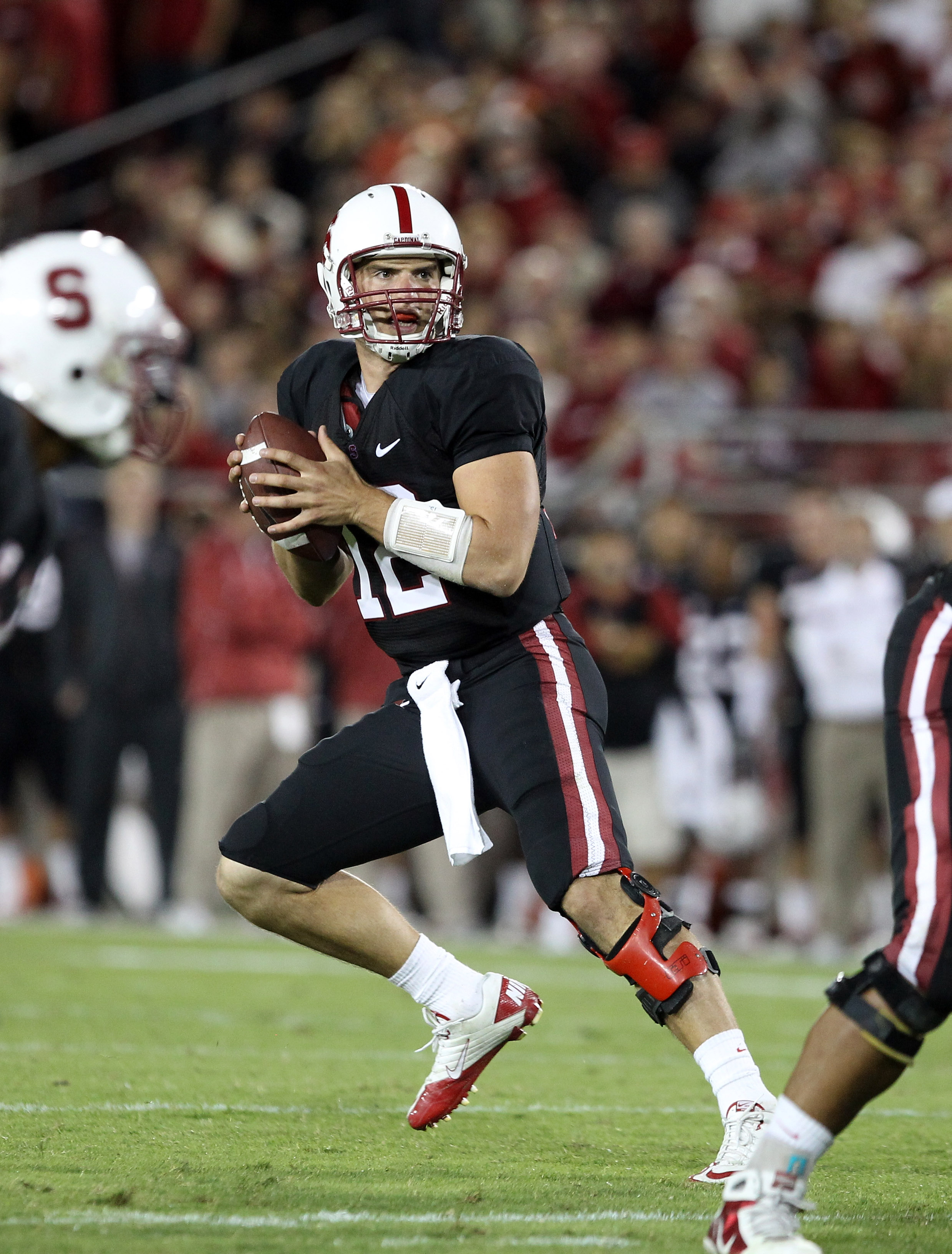 PALO ALTO, CA - SEPTEMBER 18:  Andrew Luck #12 of the Stanford Cardinal in action against the Wake Forest Demon Deacons at Stanford Stadium on September 18, 2010 in Palo Alto, California.  (Photo by Ezra Shaw/Getty Images)
