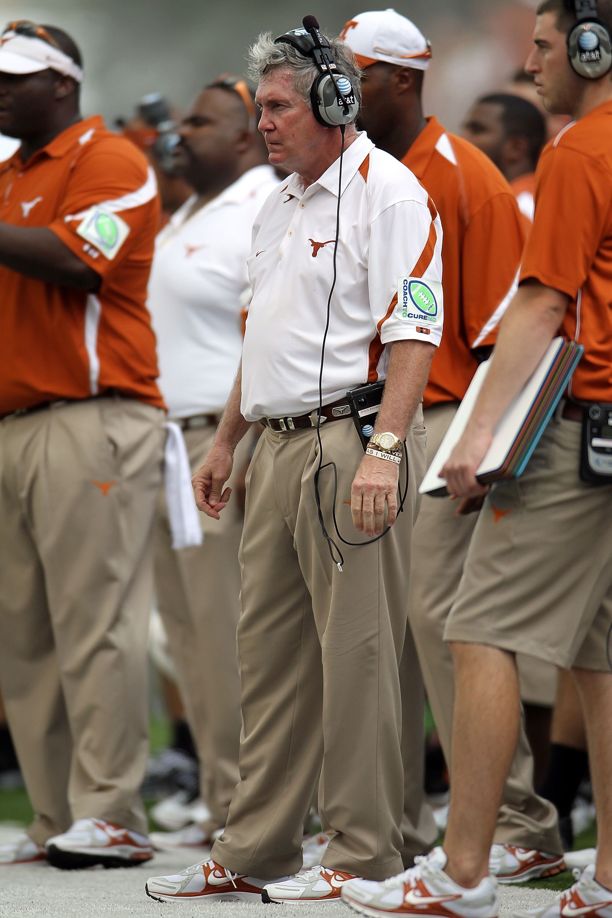 AUSTIN, TX - SEPTEMBER 25: Head coach Mack Brown of the Texas Longhorns during a game against the UCLA Bruins at Darrell K Royal-Texas Memorial Stadium on September 25, 2010 in Austin, Texas. (Photo by Ronald Martinez/Getty Images) AUSTIN, TX - SEPTEMBER 25: Head coach Mack Brown of the Texas Longhorns during a game against the UCLA Bruins at Darrell K Royal-Texas Memorial Stadium on September 25, 2010 in Austin, Texas. (Photo by Ronald Martinez/Getty Images)