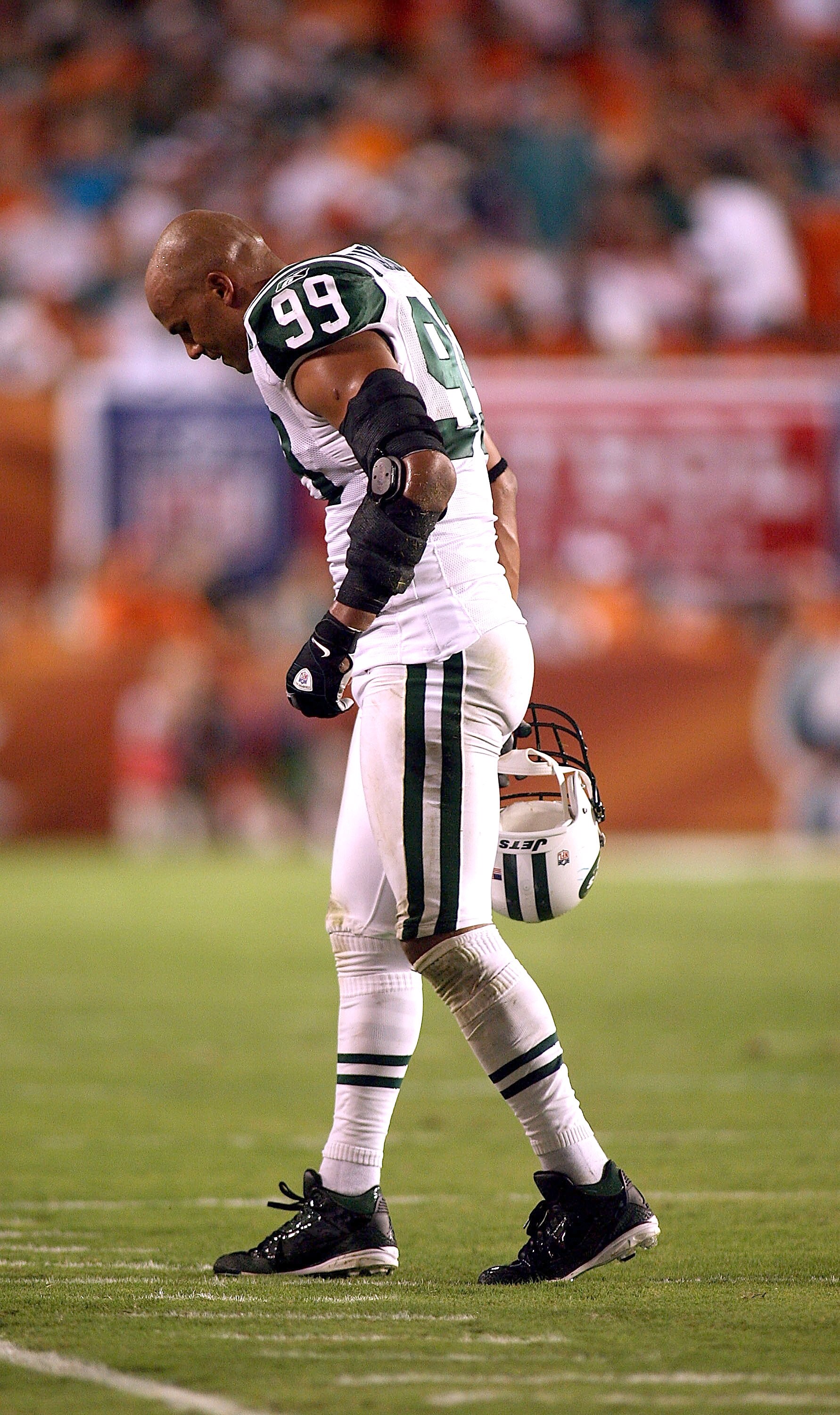 MIAMI - SEPTEMBER 26: Defensive end Jason Taylor #99 of the New York Jets against his old team the Miami Dolphins at Sun Life Stadium on September 26, 2010 in Miami, Florida. The Jets won 31-23. (Photo by Marc Serota/Getty Images)