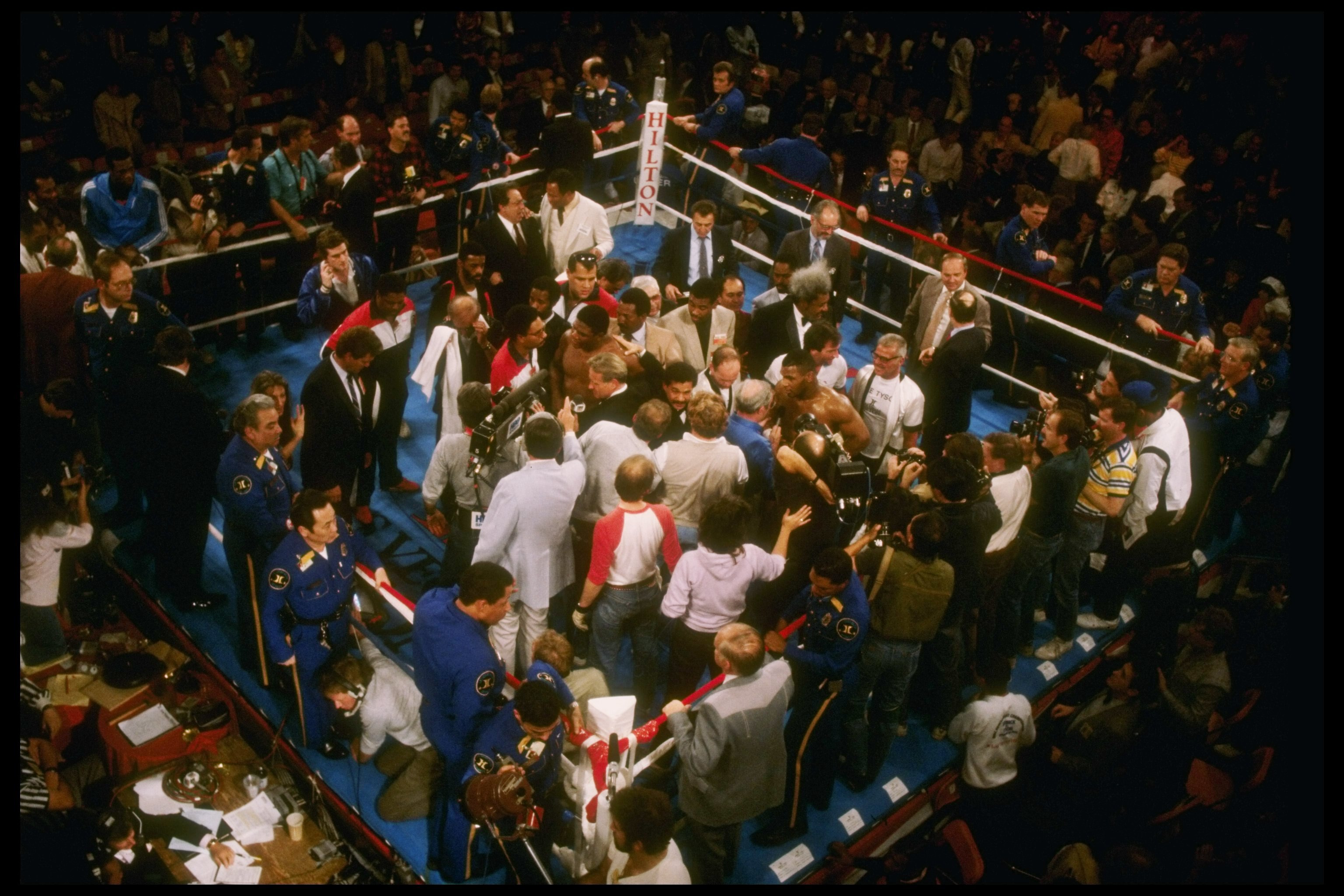 22 Nov 1986:  Trevor Berbick loses to Mike Tyson in the second of the twelve rounds at the Las Vegas Hilton in Las Vegas, Nevada. Tyson won the WBC World Heavyweight Championship. Mandatory Credit: Mike Powell  /Allsport