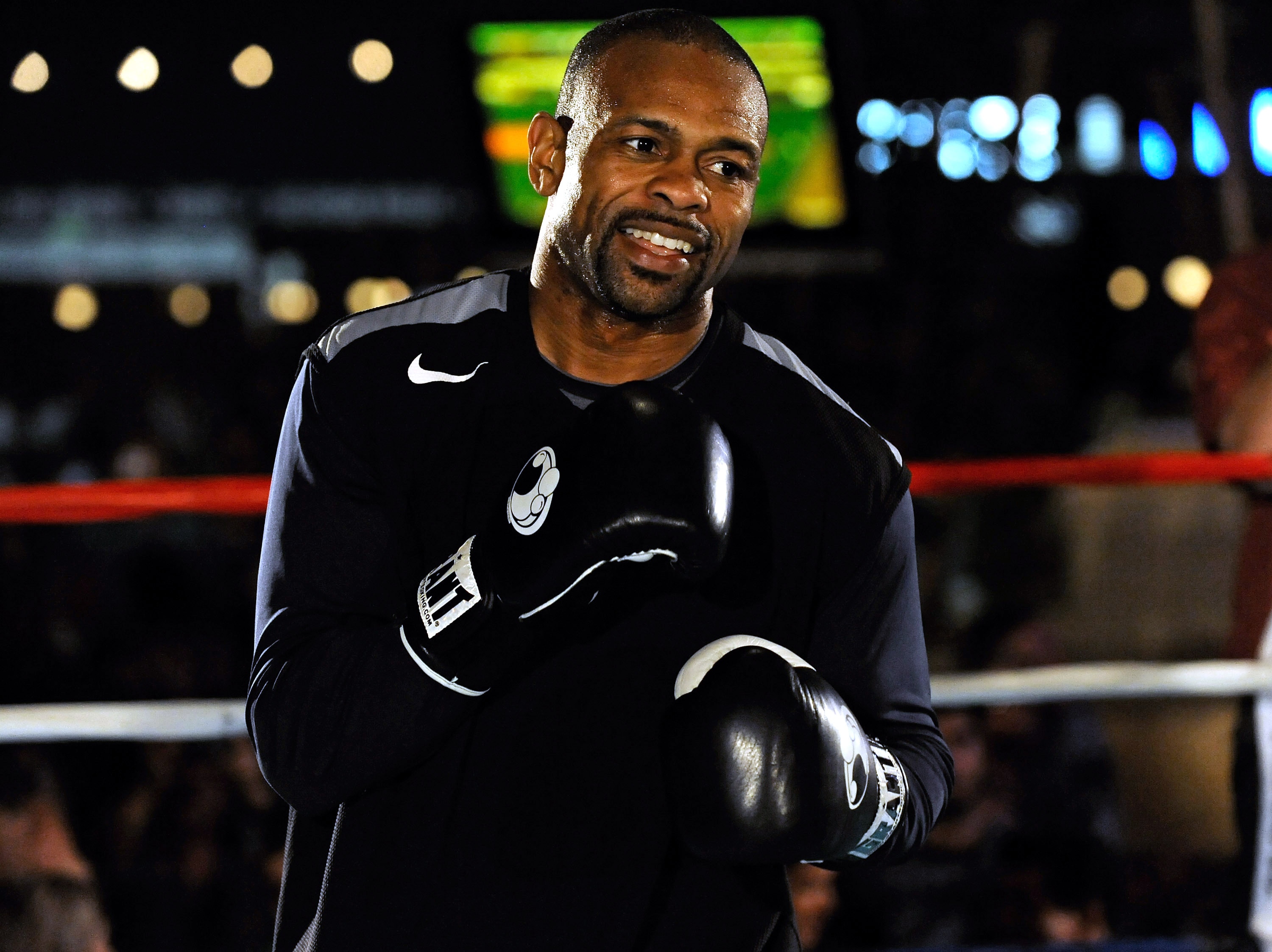 LAS VEGAS - MARCH 30:  Boxer Roy Jones Jr. works out at the Mandalay Bay Resort & Casino March 30, 2010 in Las Vegas, Nevada. Jones will face Bernard Hopkins in a light heavyweight bout on April 3 in Las Vegas.  (Photo by Ethan Miller/Getty Images)
