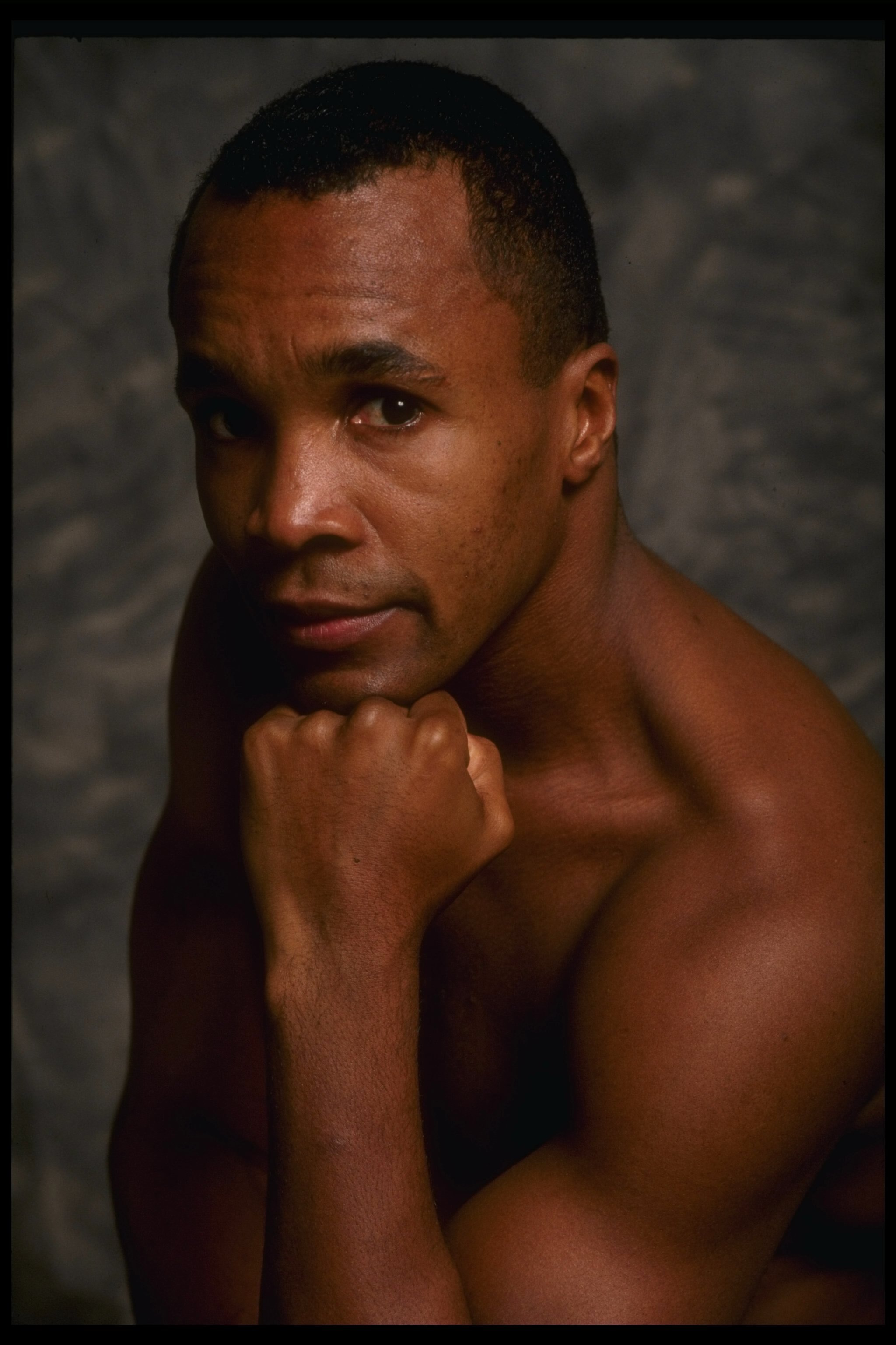 5 Jan 1991:  Sugar Ray Leonard during training for an upcoming bout. Mandatory Credit: Scott Halleran  /Allsport