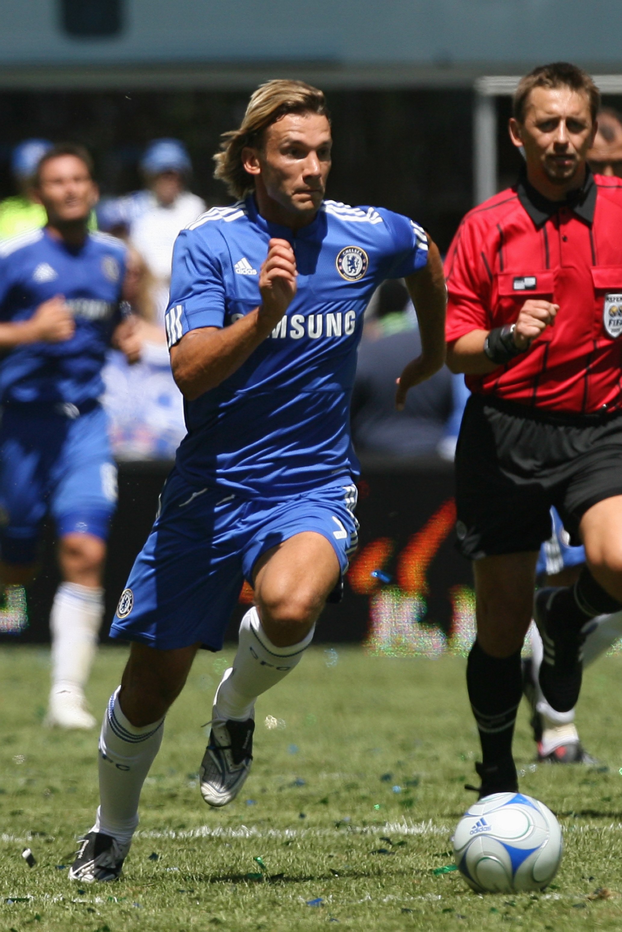 SEATTLE - JULY 18:  Andriy Shevchenko #7 of Chelsea FC dribbles the ball against Seattle Sounders FC on July 18, 2009 at Qwest Field in Seattle, Washington. (Photo by Otto Greule Jr/Getty Images)