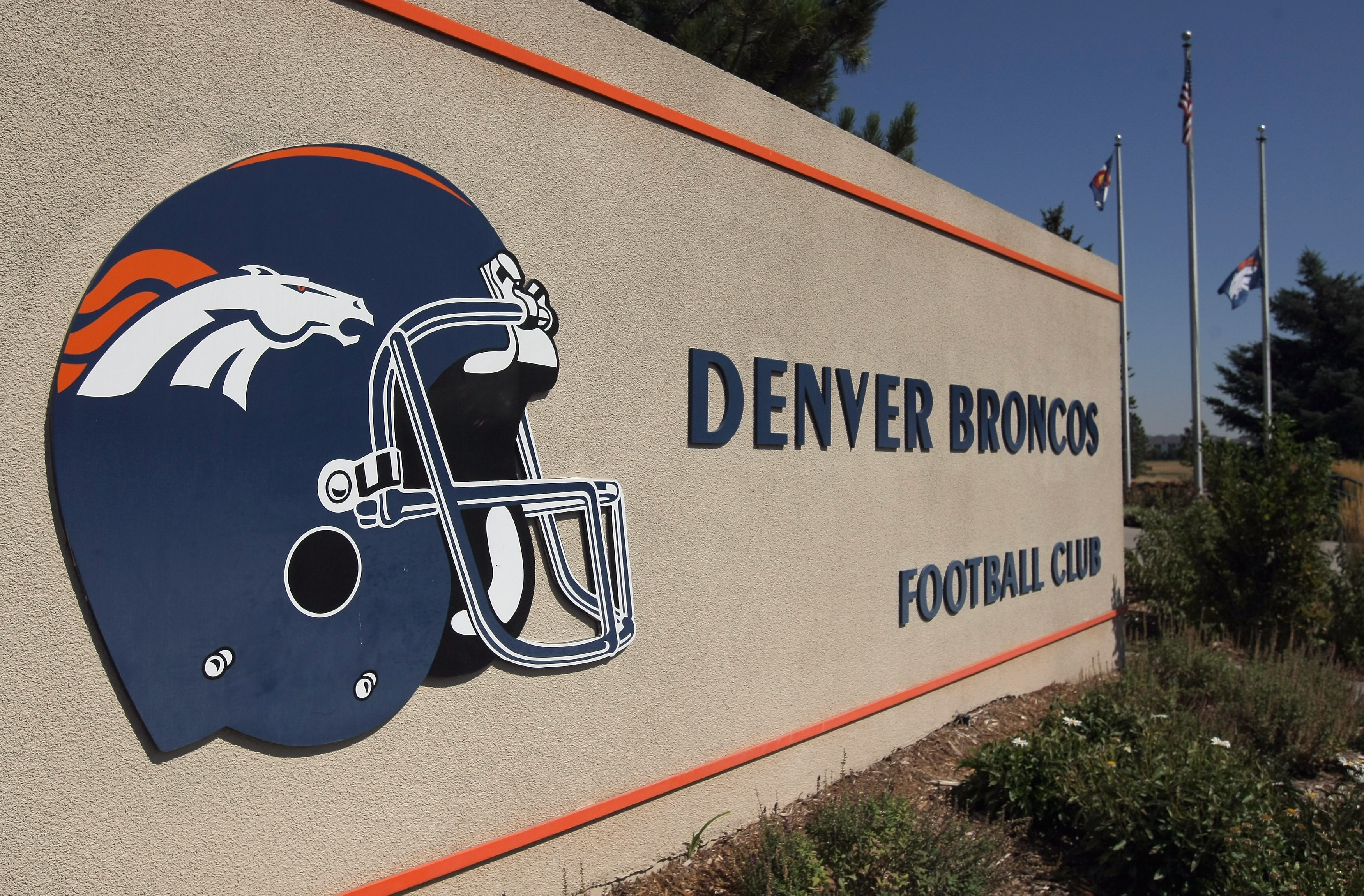 ENGLEWOOD, CO - SEPTEMBER 21:  The Denver Broncos team flag flies at half staff outside the Denver Broncos Headquarters at Dove Valley in memory Bronco wide receiver Kenny McKinley on September 21, 2010 in Englewood, Colorado. McKinley, 23, was found dead