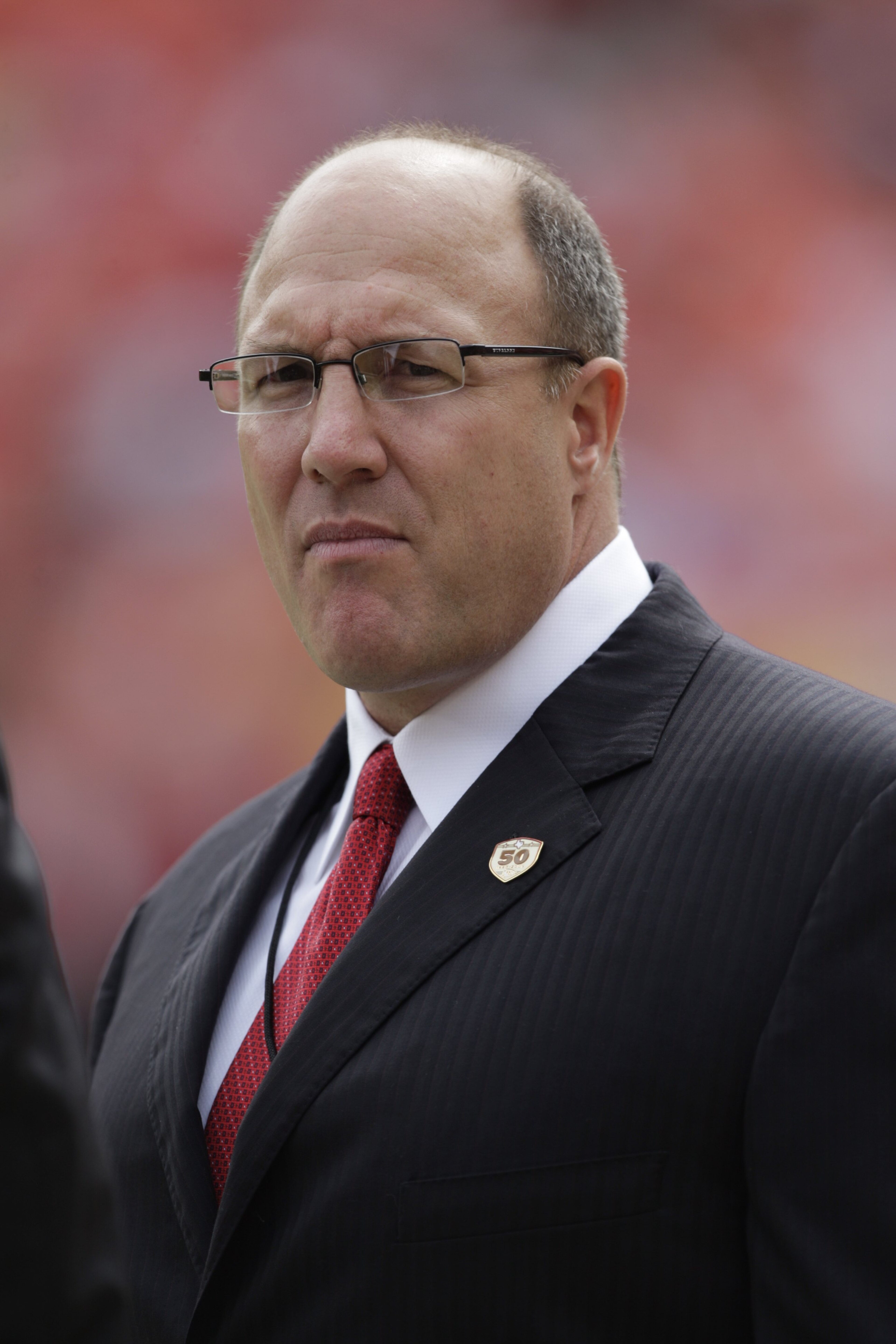 KANSAS CITY, MO - SEPTEMBER 20:  General Manager Scott Pioli of the Kansas City Chiefs looks on during the game against the Oakland Raiders at Arrowhead Stadium on September 20, 2009 in Kansas City, Missouri. (Photo by Jamie Squire/Getty Images)