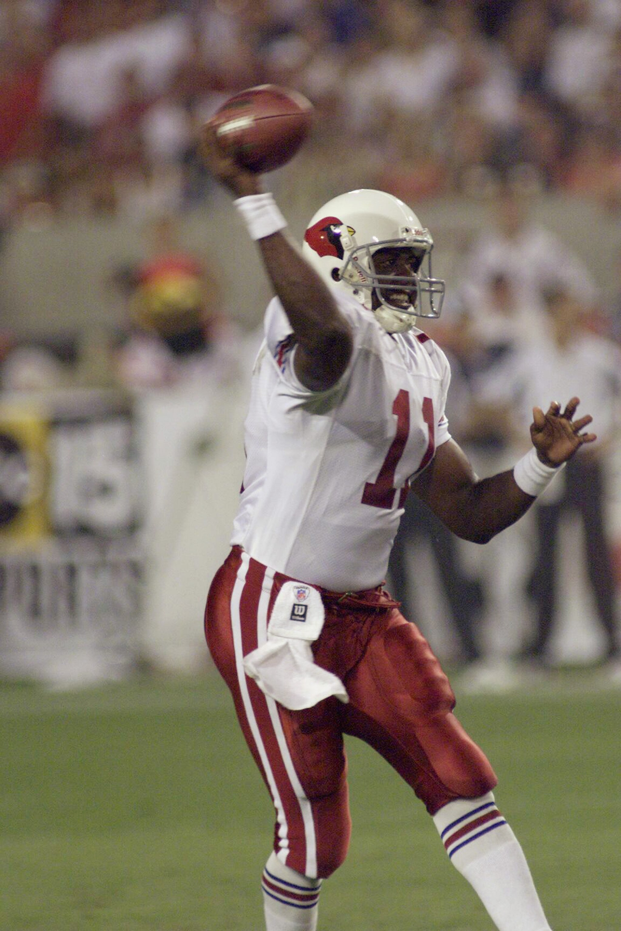 TEMPE, AZ - AUGUST 9:  Quarterback Jeff Blake #11 of the Arizona Cardinals throws a pass against the Dallas Cowboys during the NFL preseason game at Sun Devil Stadium on August 9, 2003 in Tempe, Arizona. The Cardinals defeated the Cowboys 13-0.  (Photo by