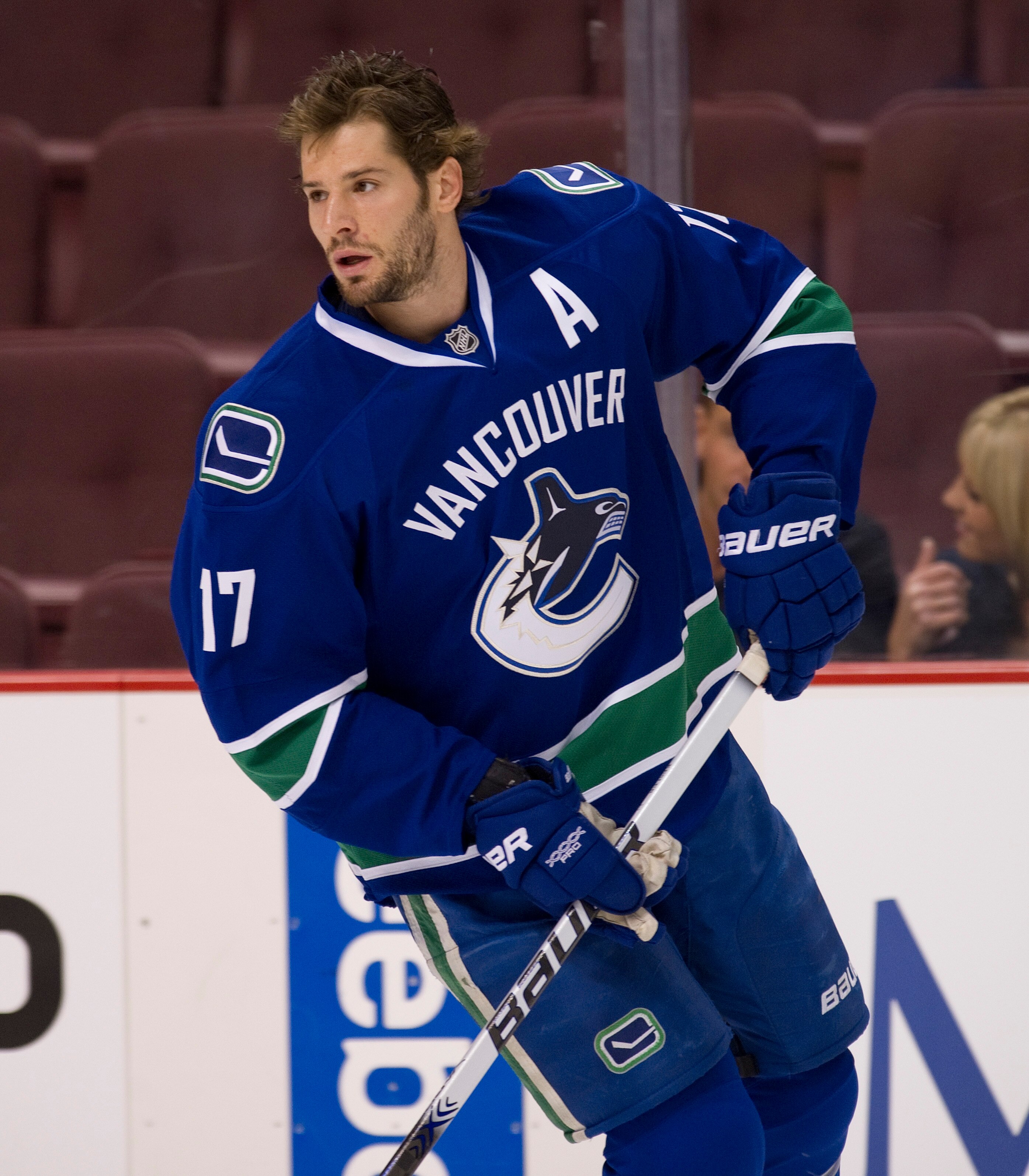 VANCOUVER, CANADA - SEPTEMBER 22: Ryan Kesler #17 of the Vancouver Canucks takes part in the team warm up prior to NHL pre-season action against the Edmonton Oilers on September 22, 2010 at Rogers Arena in Vancouver, British Columbia, Canada.  (Photo by R