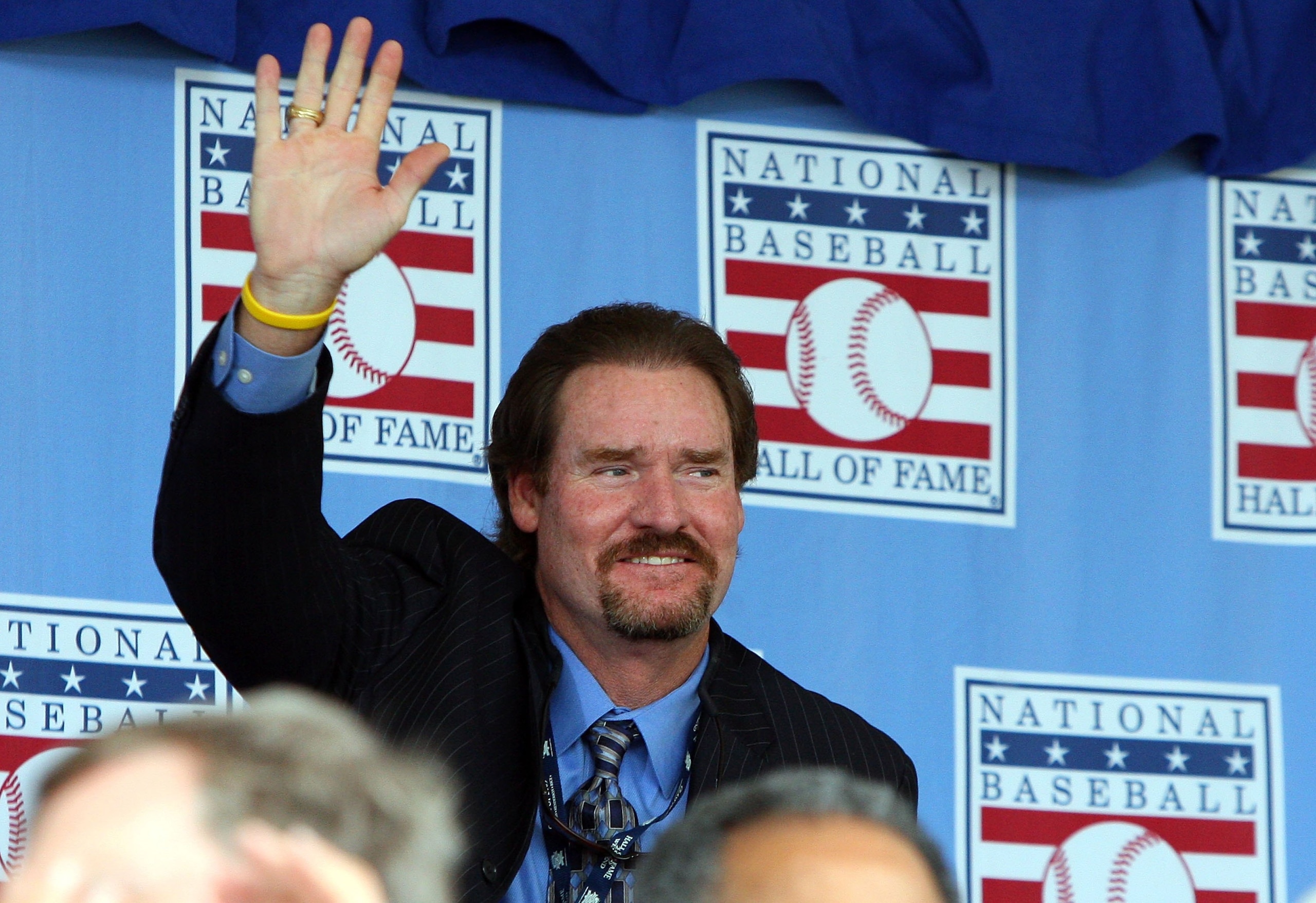 COOPERSTOWN, NY - JULY 26:  Hall of Famer Wade Boggs waves to the crowd as he is introduced at Clark Sports Center during the 2009  Baseball Hall of Fame induction ceremony on July 26, 2009 in Cooperstown, New York.  (Photo by Jim McIsaac/Getty Images)