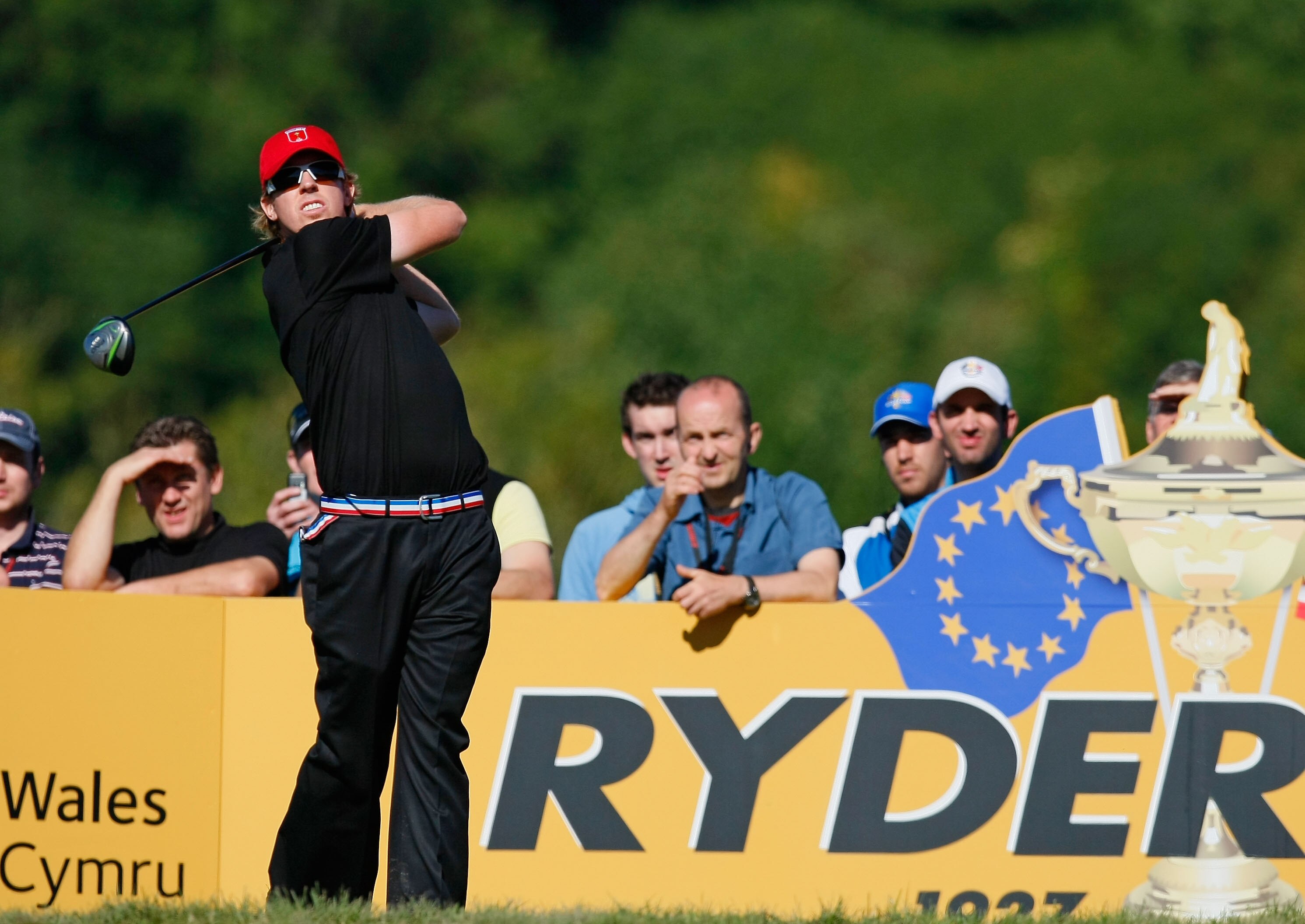 NEWPORT, WALES - OCTOBER 04:  Hunter Mahan of the USA tees off in the singles matches during the 2010 Ryder Cup at the Celtic Manor Resort on October 4, 2010 in Newport, Wales.  (Photo by Tom Dulat/Getty Images)