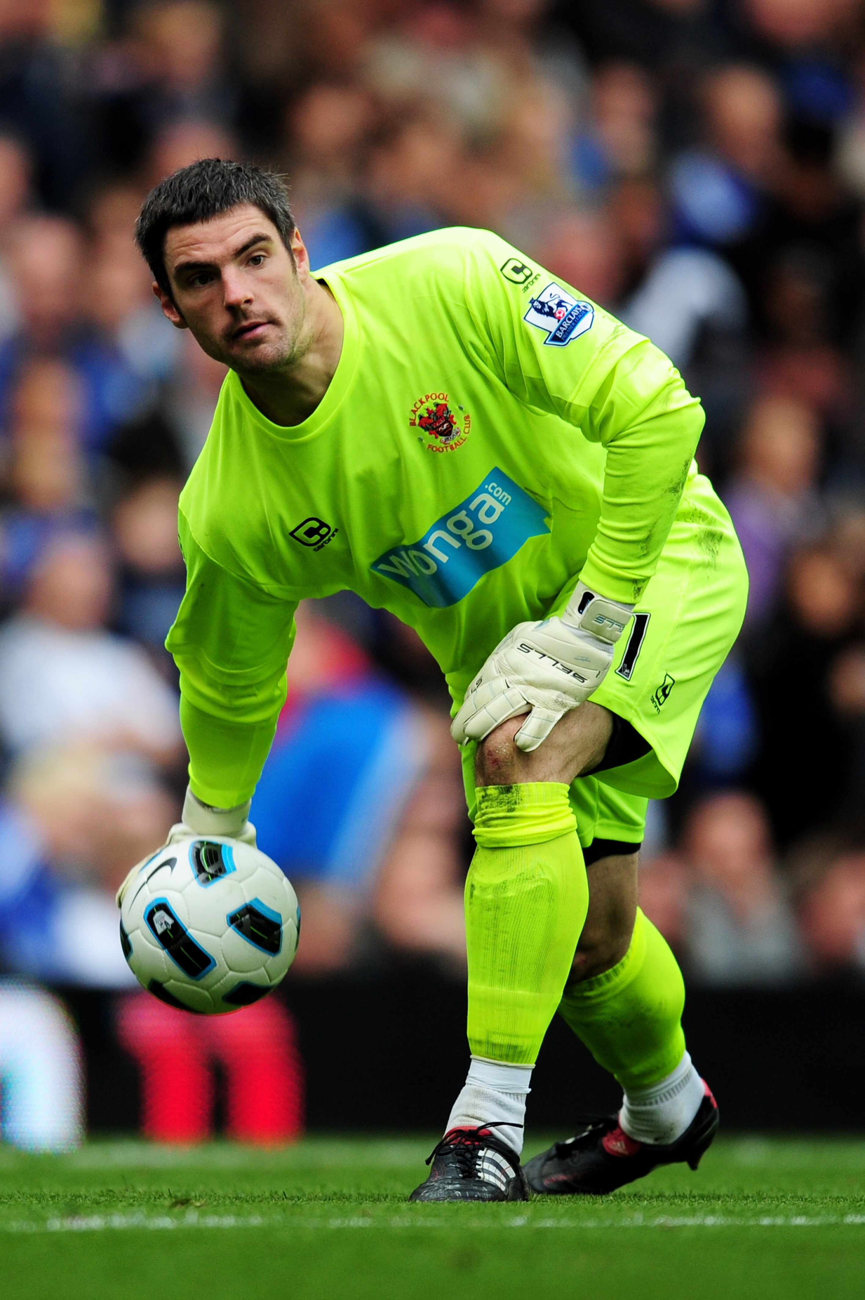 LONDON, ENGLAND - SEPTEMBER 19:  Matthew Gilks of Blackpool in action during the Barclays Premier League match between Chelsea and Blackpool at Stamford Bridge on September 19, 2010 in London, England.  (Photo by Mike Hewitt/Getty Images)