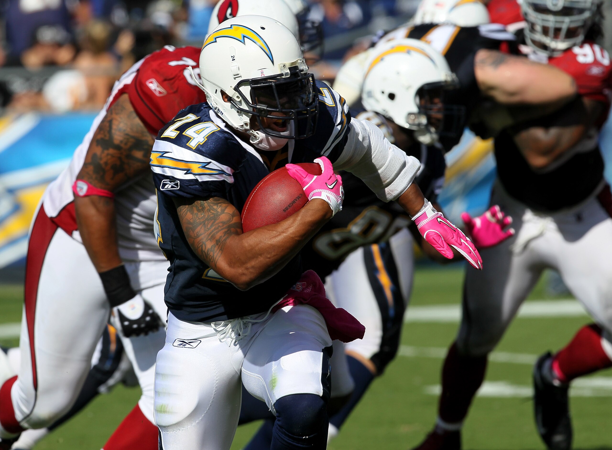 SAN DIEGO - OCTOBER 3: Running back Ryan Mathews #24 of the San Diego Chargers carries on a 15 yard touchdown run in the third quarter against the Arizona Cardinals at Qualcomm Stadium on October 3, 2010 in San Diego, California. The Chargers won 41-1 SAN DIEGO - OCTOBER 3: Running back Ryan Mathews #24 of the San Diego Chargers carries on a 15 yard touchdown run in the third quarter against the Arizona Cardinals at Qualcomm Stadium on October 3, 2010 in San Diego, California. The Chargers won 41-1