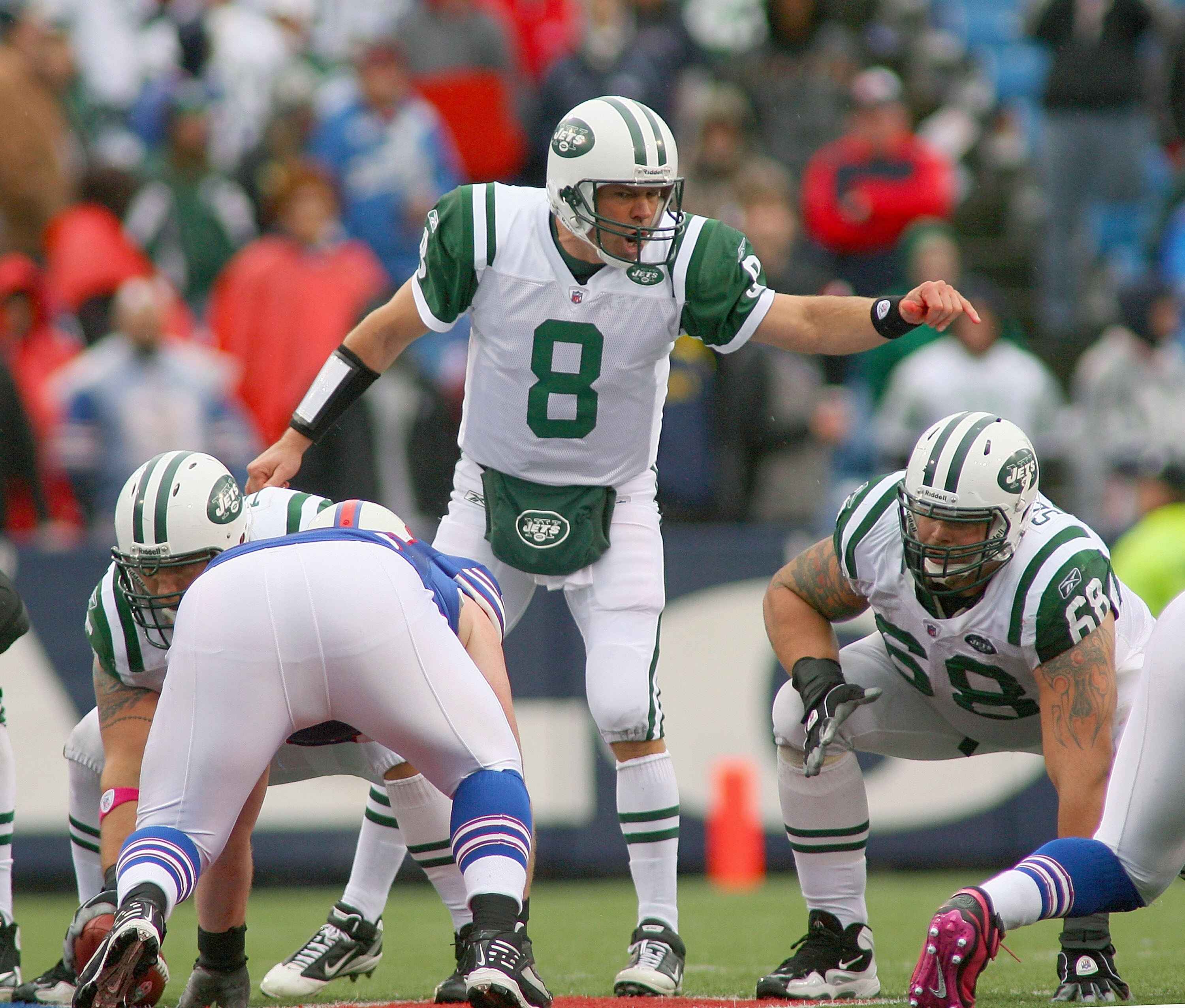 ORCHARD PARK, NY - OCTOBER 03: Mark Brunell #8  of the New York Jets calls signals against the Buffalo Bills at Ralph Wilson Stadium on October 3, 2010 in Orchard Park, New York.  (Photo by Rick Stewart/Getty Images)