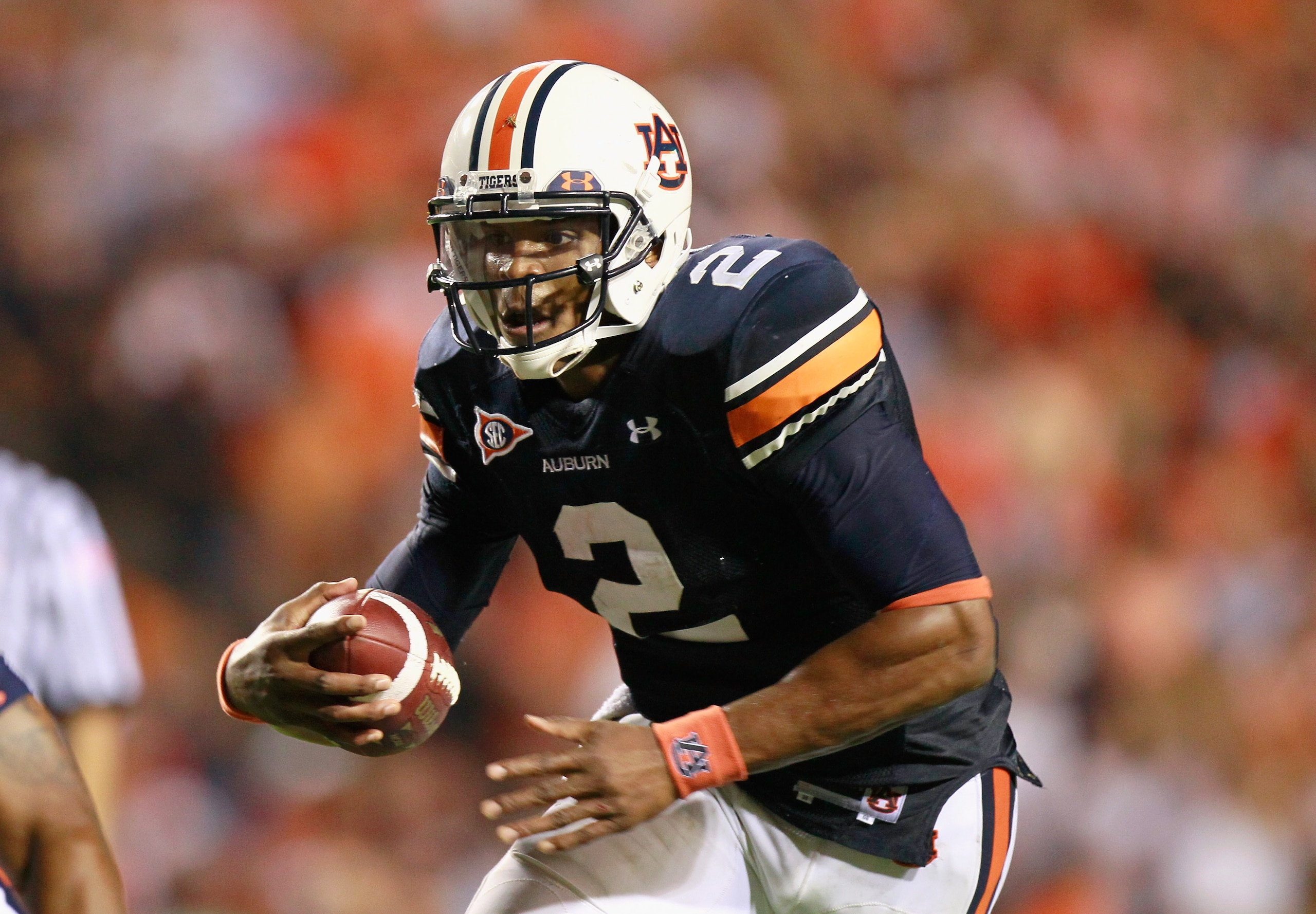 AUBURN, AL - SEPTEMBER 25:  Quarterback Cameron Newton #2 of the Auburn Tigers against the South Carolina Gamecocks at Jordan-Hare Stadium on September 25, 2010 in Auburn, Alabama.  (Photo by Kevin C. Cox/Getty Images)