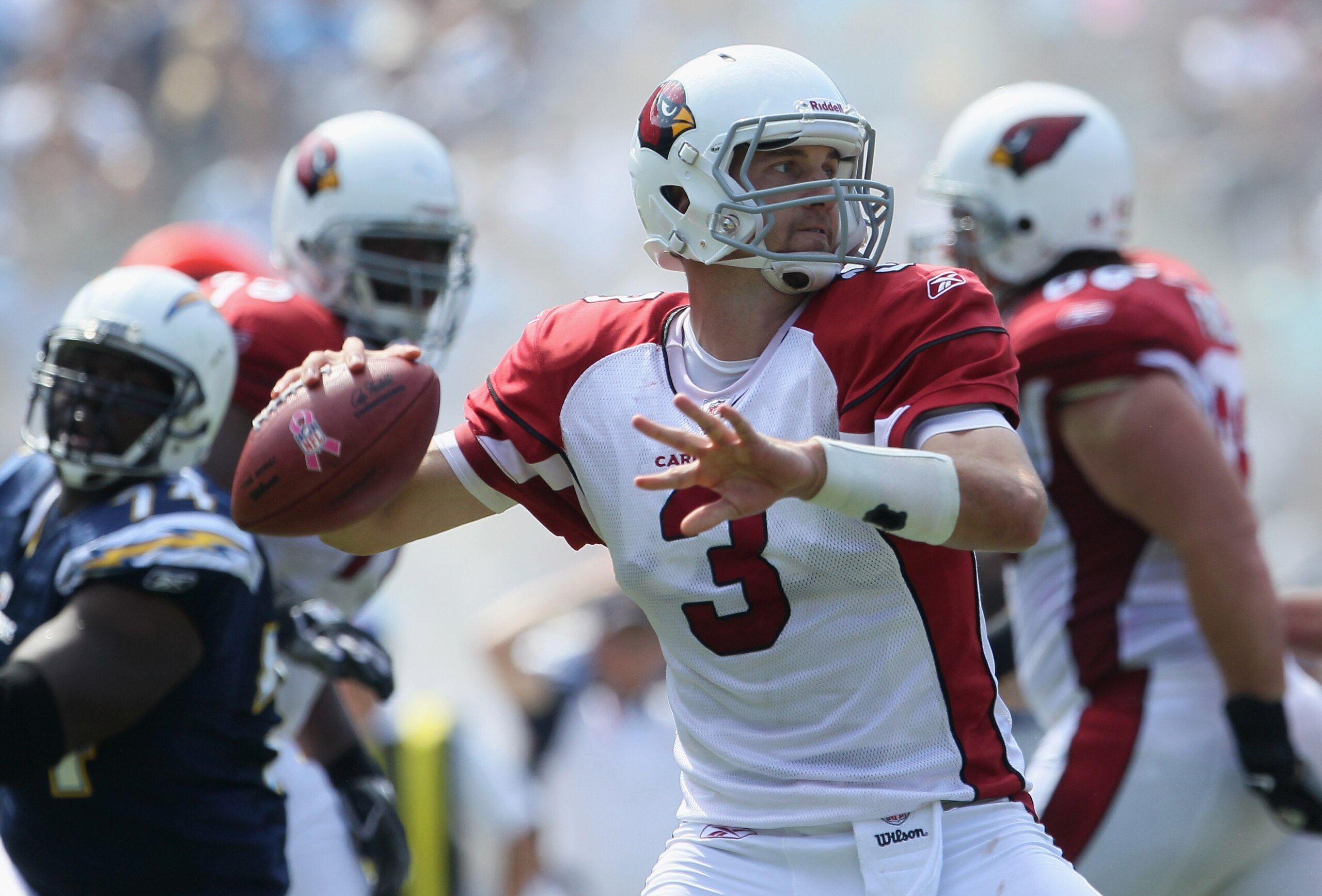 SAN DIEGO - OCTOBER 03:  Quarterback Derek Anderson #3 of the Arizona Cardinals drops back to pass in the first quarter against the San Diego Chargers at Qualcomm Stadium on October 3, 2010 in San Diego, California. The Chargers defeated the Cardinals 41-