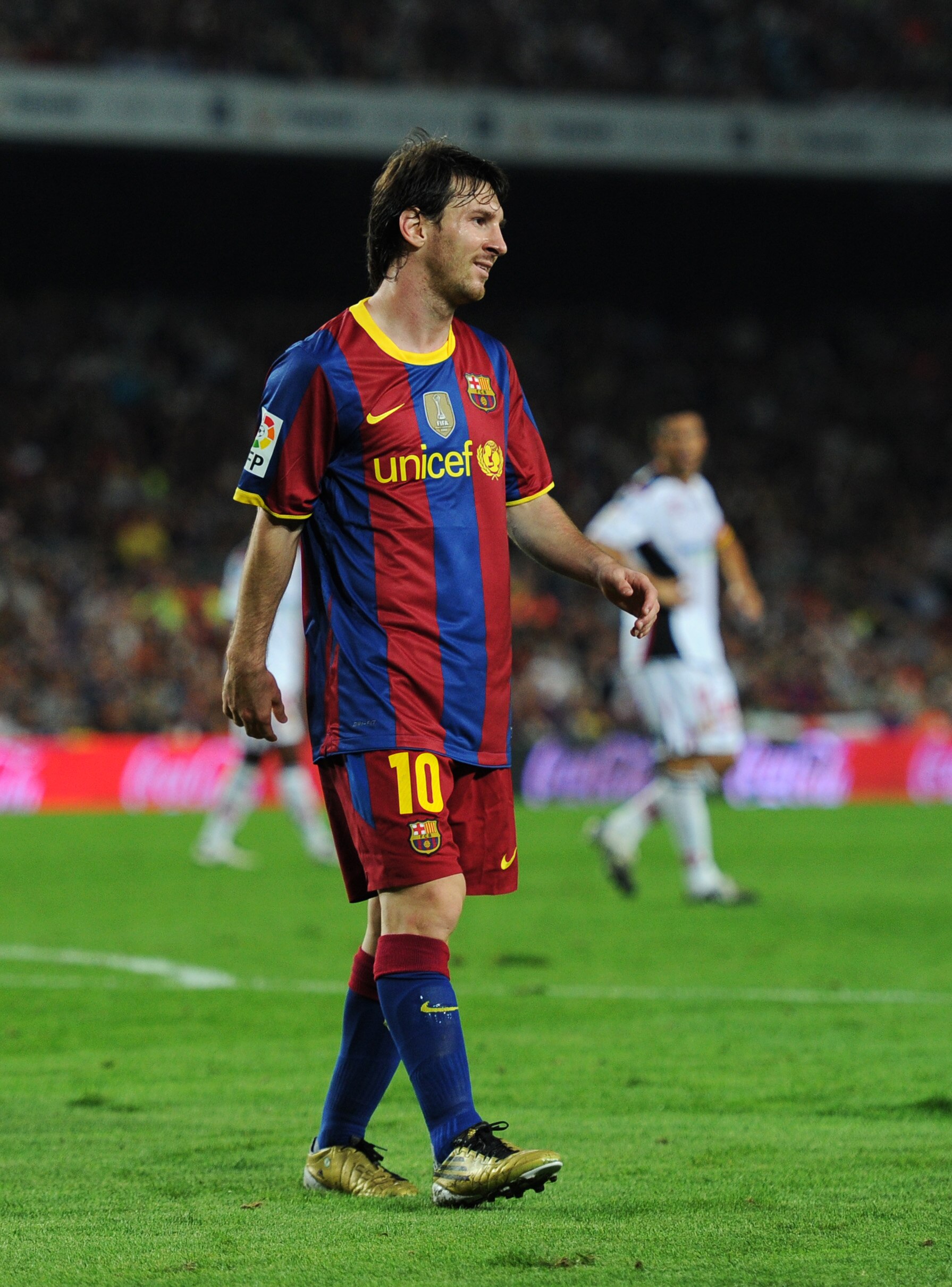 BARCELONA, SPAIN - OCTOBER 03:  Lionel Messi of Barcelona looks on during the La Liga match between Barcelona and Mallorca at the Camp Nou stadium on October 3, 2010 in Barcelona, Spain. The match ended in a 1-1 draw.  (Photo by Jasper Juinen/Getty Images