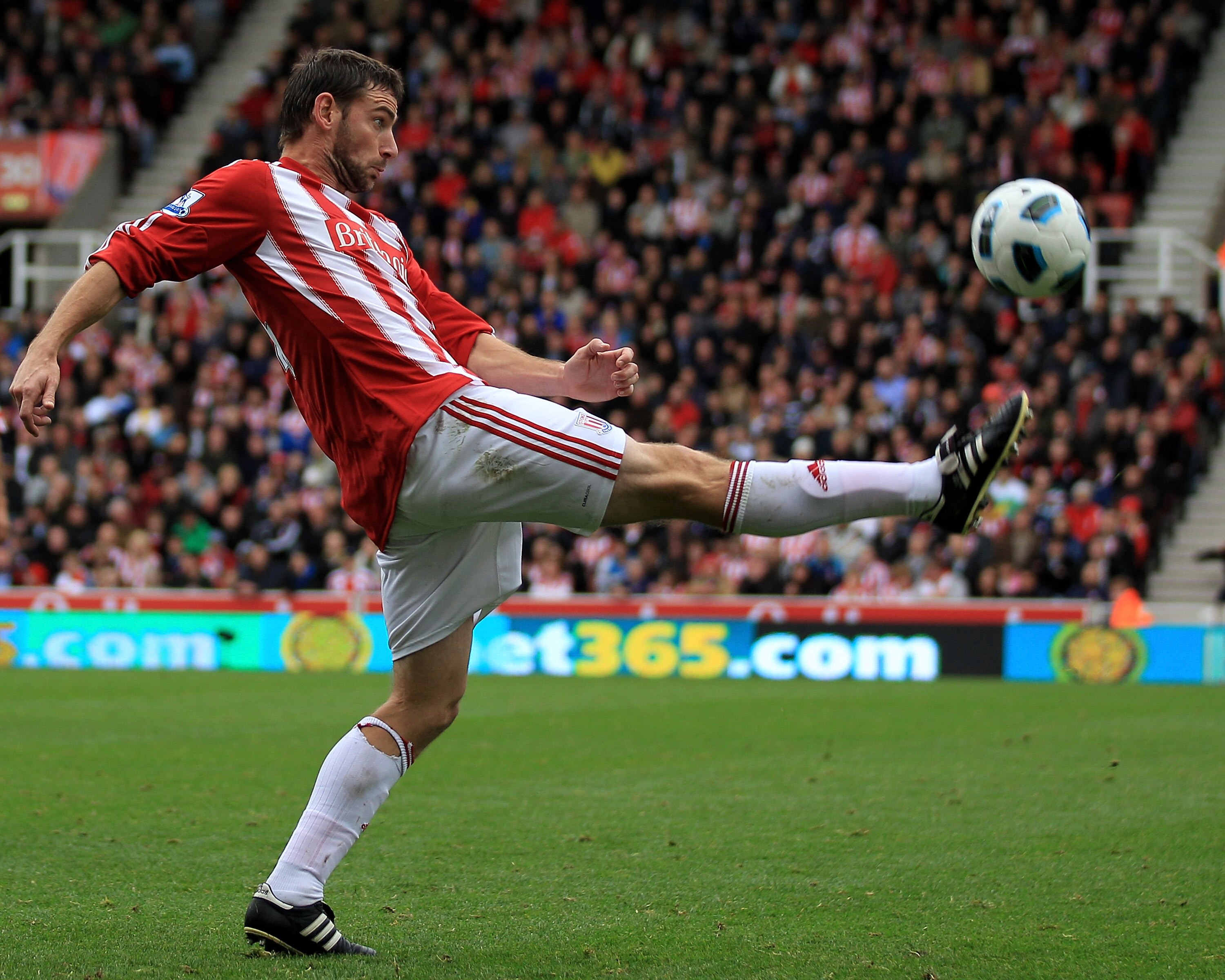 STOKE ON TRENT, ENGLAND - OCTOBER 02: Rory Delap of Stoke City in action during the Barclays Premier League match between Stoke City and Blackburn Rovers at the Britannia Stadium on October 2, 2010 in Stoke on Trent, England. (Photo by Mark Thompson/Ge STOKE ON TRENT, ENGLAND - OCTOBER 02: Rory Delap of Stoke City in action during the Barclays Premier League match between Stoke City and Blackburn Rovers at the Britannia Stadium on October 2, 2010 in Stoke on Trent, England. (Photo by Mark Thompson/Ge