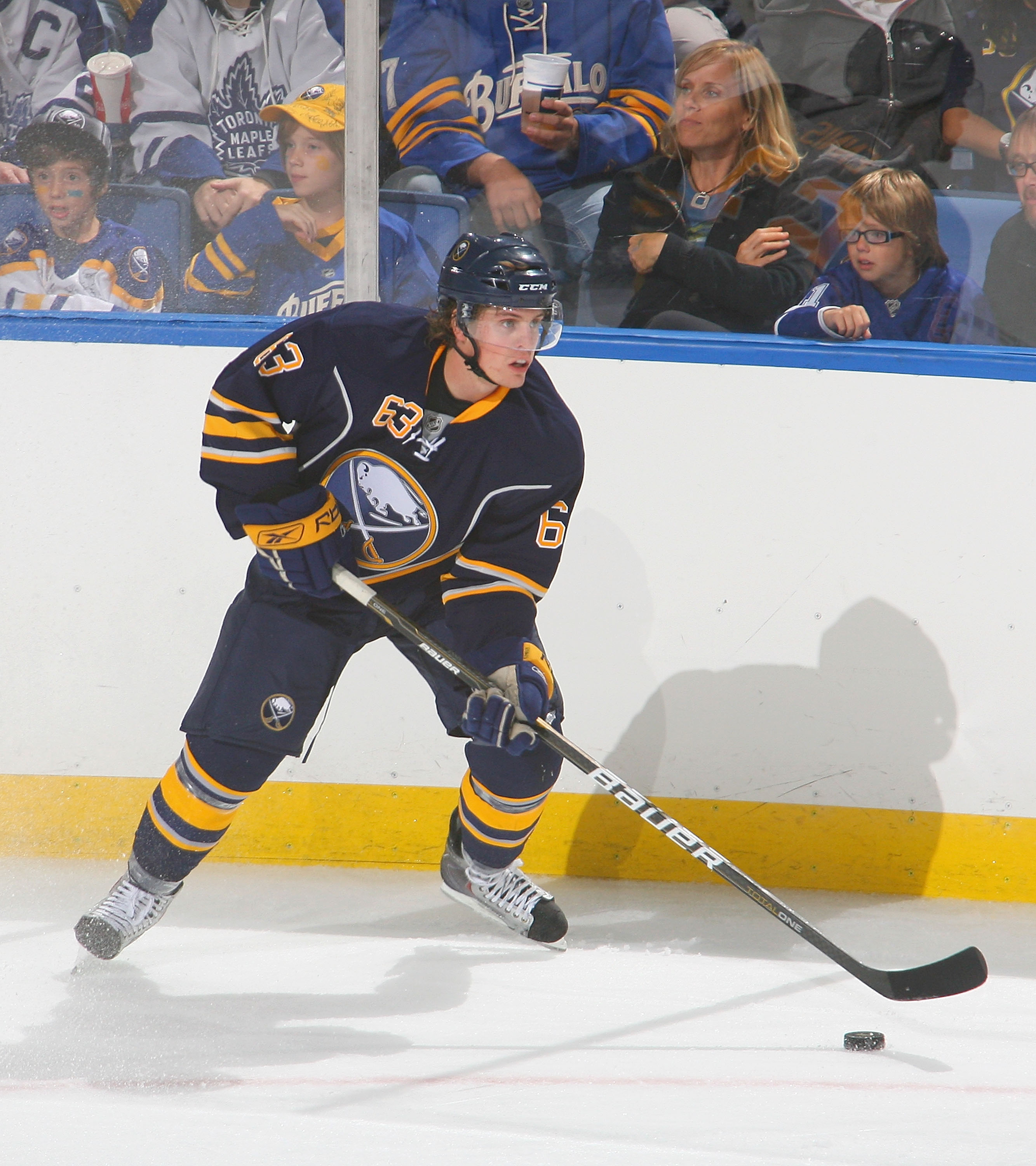 BUFFALO, NY - SEPTEMBER 25: Tyler Ennis #63 of the Buffalo Sabres skates against the Toronto Maple Leafs at HSBC Arena on September 25, 2010 in Buffalo, New York.  (Photo by Rick Stewart/Getty Images)