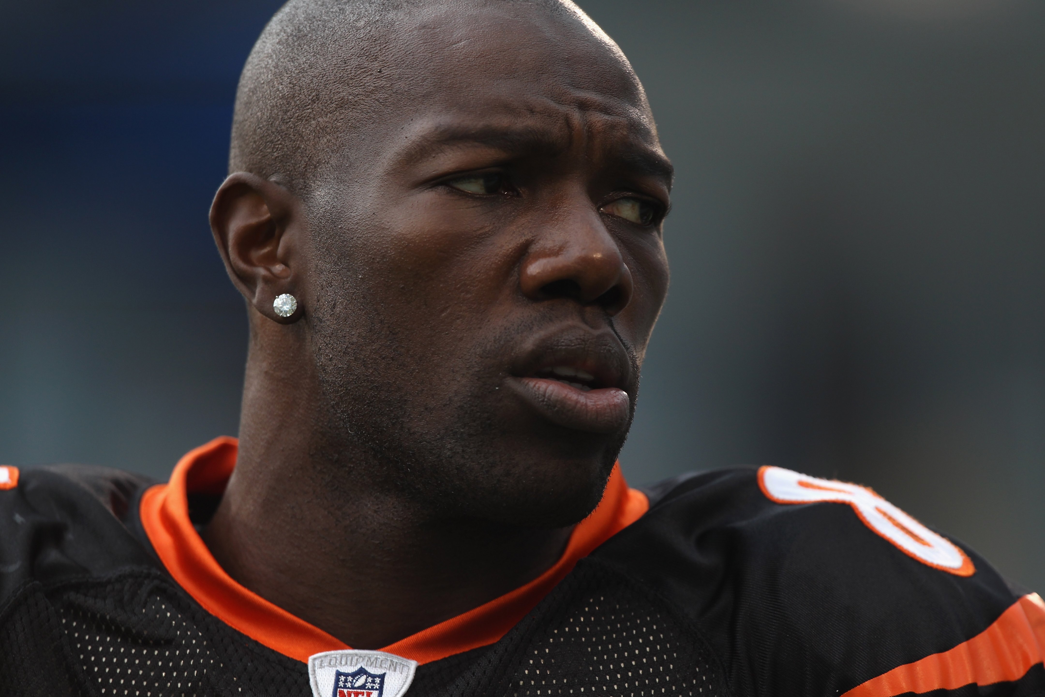 CHARLOTTE, NC - SEPTEMBER 26:  Terrell Owens #81 of the Cincinnati Bengals against the Carolina Panthers during their game at Bank of America Stadium on September 26, 2010 in Charlotte, North Carolina.  (Photo by Streeter Lecka/Getty Images)
