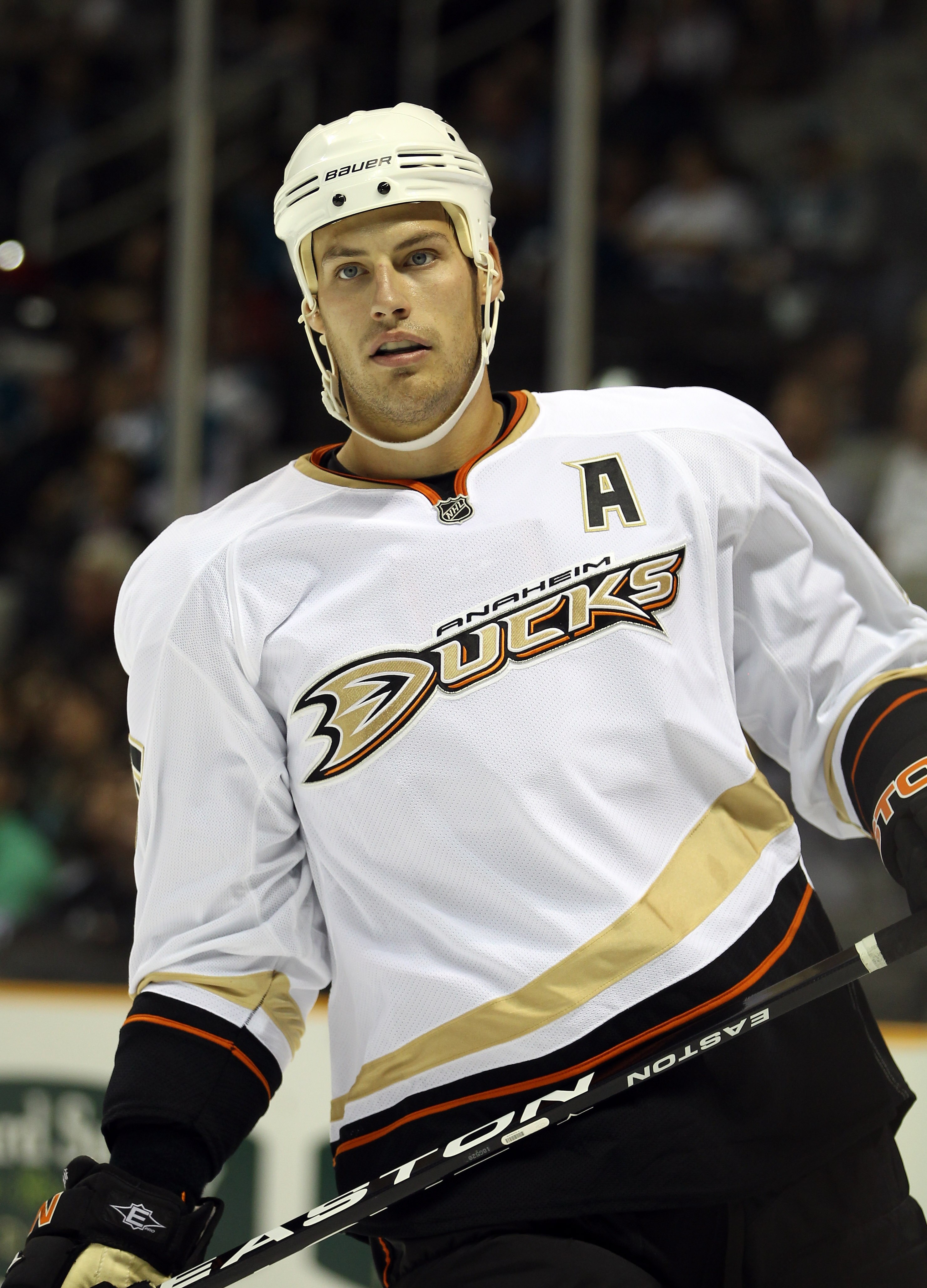 SAN JOSE, CA - SEPTEMBER 24:  Ryan Getzlaf #15 of the Anaheim Ducks in action during their preseason game against the San Jose Sharks at HP Pavilion on September 24, 2010 in San Jose, California.  (Photo by Ezra Shaw/Getty Images)