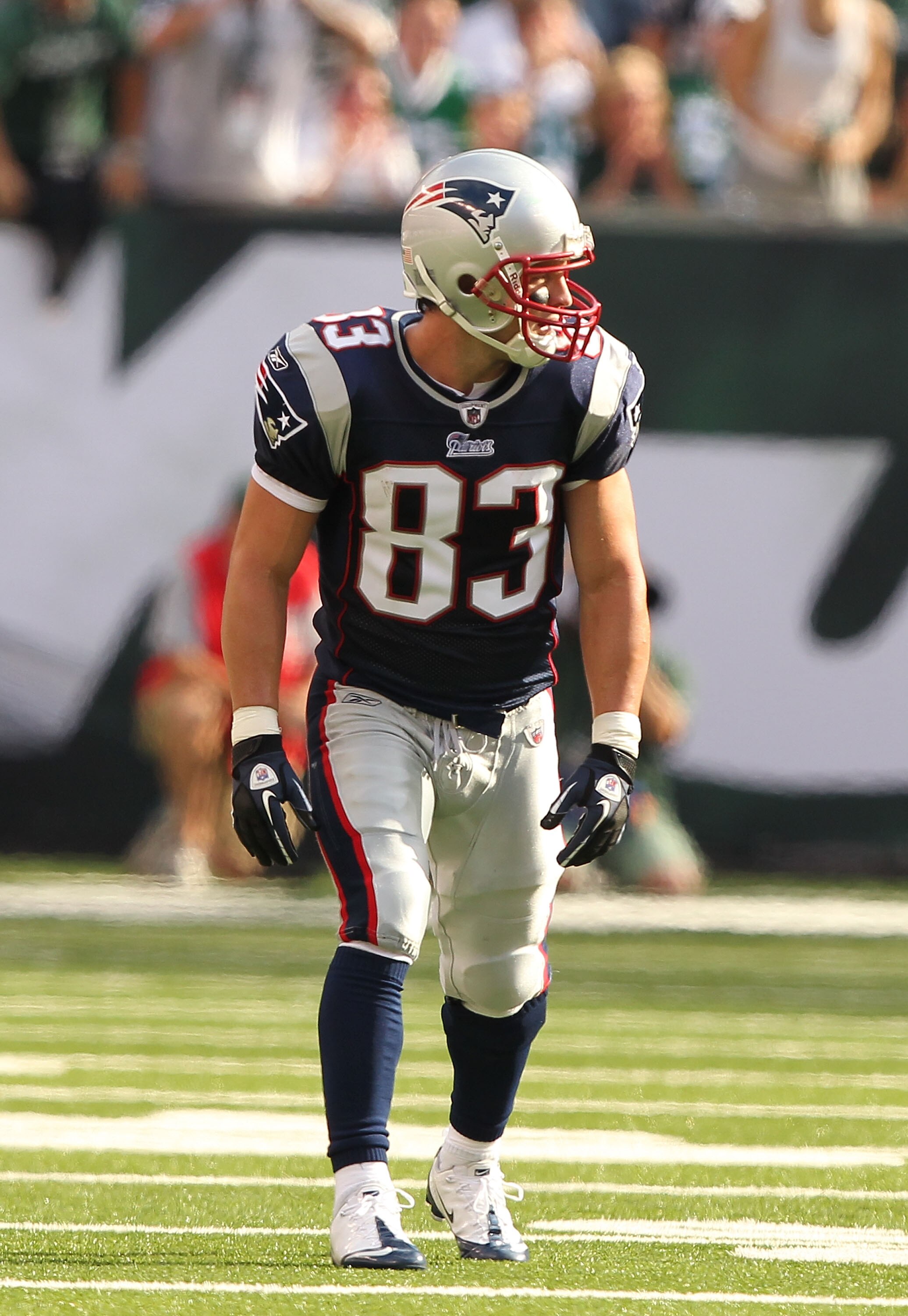 EAST RUTHERFORD, NJ - SEPTEMBER 19: Wes Welker #83 of the New England Patriots in action against the New York Jets during their game on September 19, 2010 at the New Meadowlands Stadium in East Rutherford, New Jersey. (Photo by Al Bello/Getty Images) EAST RUTHERFORD, NJ - SEPTEMBER 19: Wes Welker #83 of the New England Patriots in action against the New York Jets during their game on September 19, 2010 at the New Meadowlands Stadium in East Rutherford, New Jersey. (Photo by Al Bello/Getty Images)