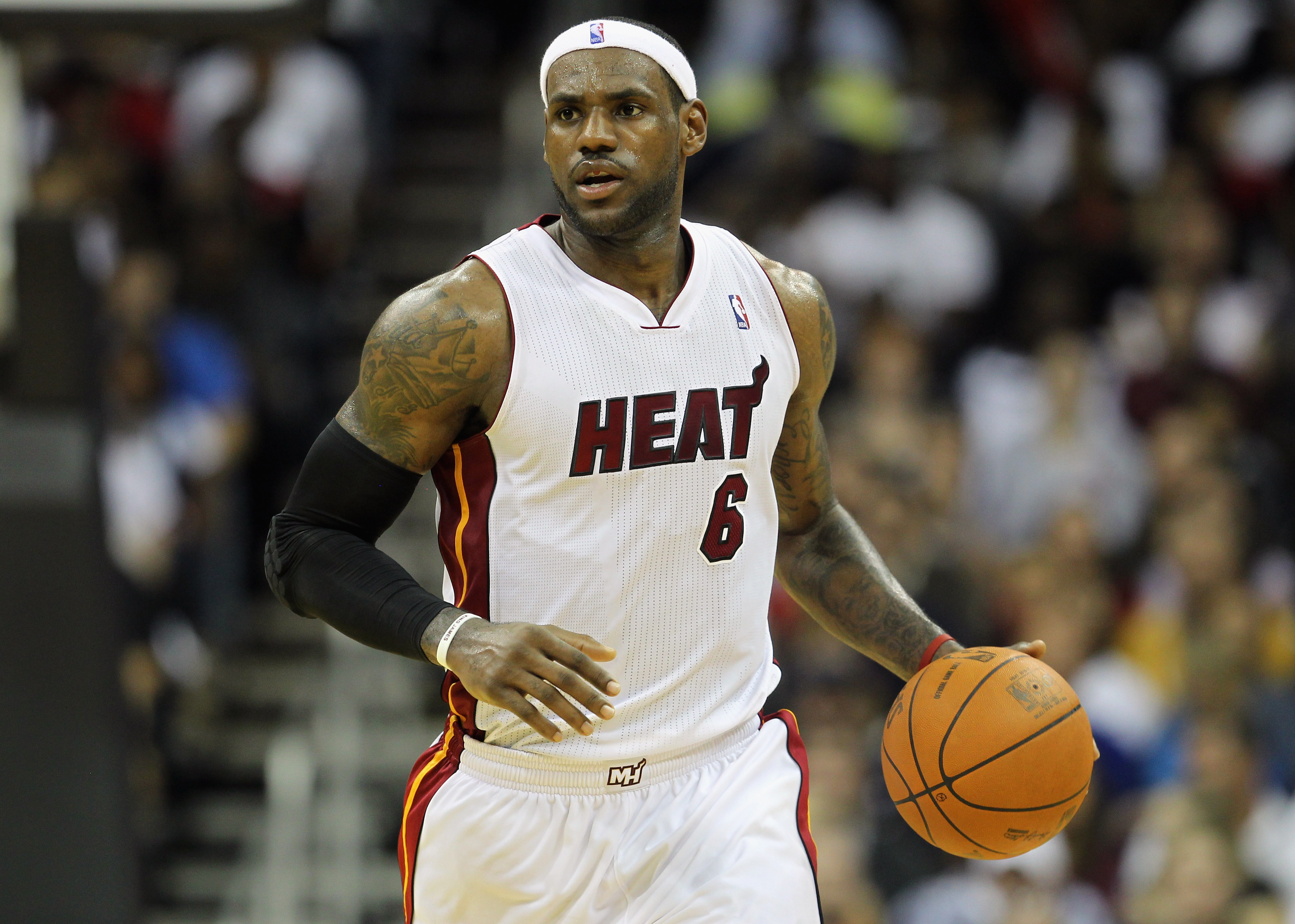 KANSAS CITY, MO - OCTOBER 08: LeBron James #6 of the Miami Heat in action during the game against the Oklahoma City Thunder on October 8, 2010 at the Sprint Center in Kansas City, Missouri. (Photo by Jamie Squire/Getty Images) KANSAS CITY, MO - OCTOBER 08: LeBron James #6 of the Miami Heat in action during the game against the Oklahoma City Thunder on October 8, 2010 at the Sprint Center in Kansas City, Missouri. (Photo by Jamie Squire/Getty Images)