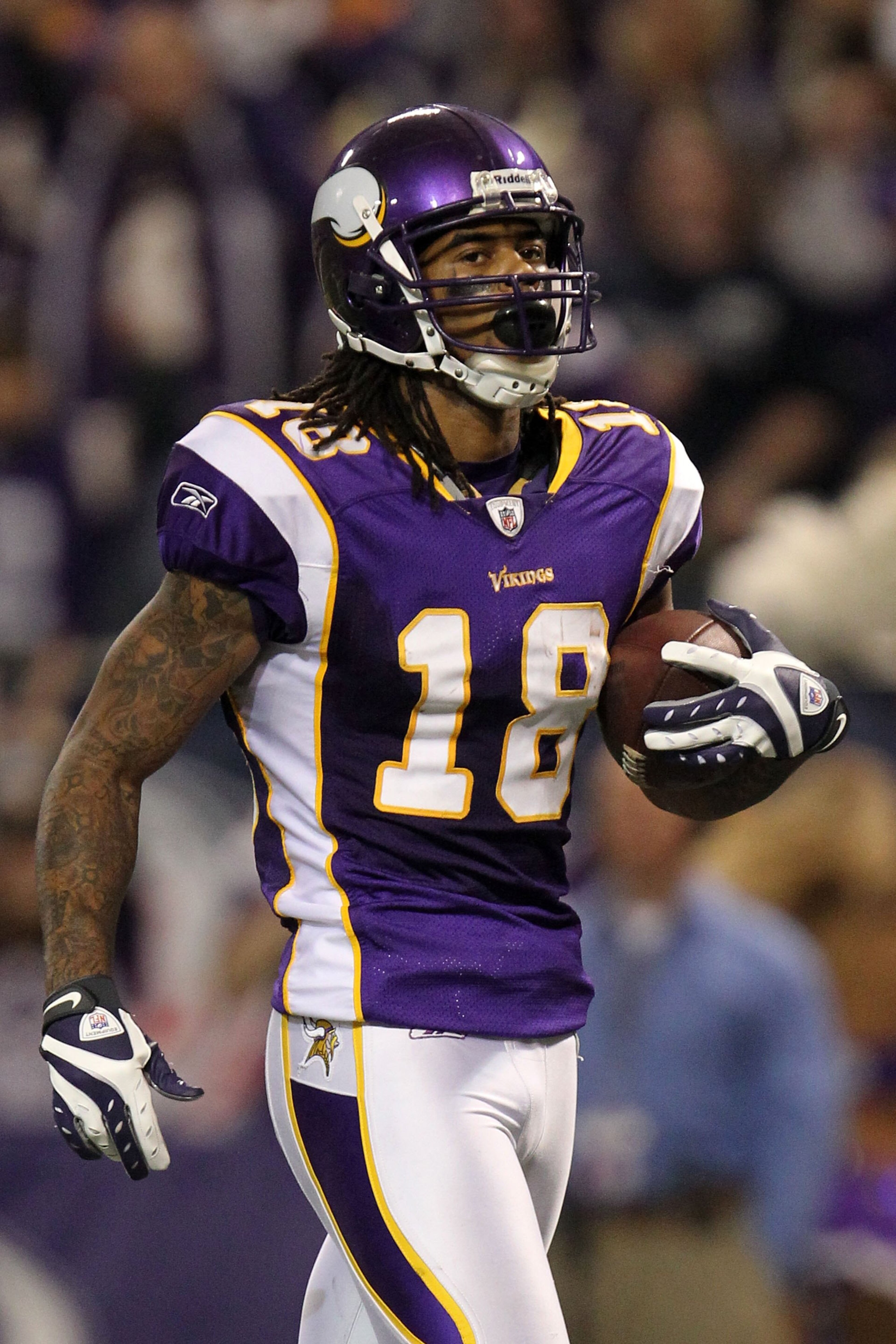 MINNEAPOLIS - JANUARY 17: Wide receiver Sidney Rice #18 of the Minnesota Vikings looks on after scoring a touchdown against the Dallas Cowboys during the NFC Divisional Playoff Game at Hubert H. Humphrey Metrodome on January 17, 2010 in Minneapolis, Minn MINNEAPOLIS - JANUARY 17: Wide receiver Sidney Rice #18 of the Minnesota Vikings looks on after scoring a touchdown against the Dallas Cowboys during the NFC Divisional Playoff Game at Hubert H. Humphrey Metrodome on January 17, 2010 in Minneapolis, Minn